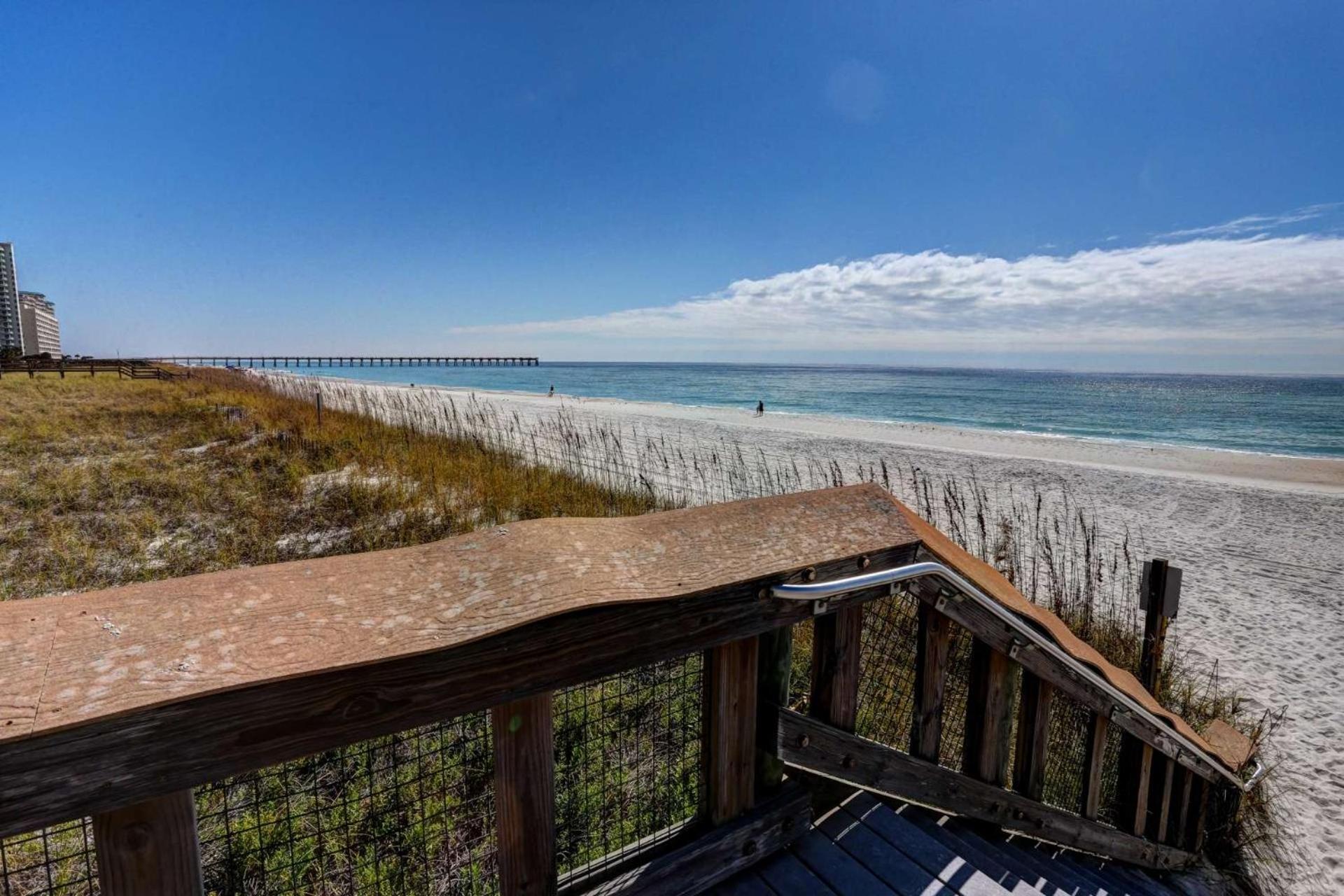 Gulf Island Condominium 722 view 5