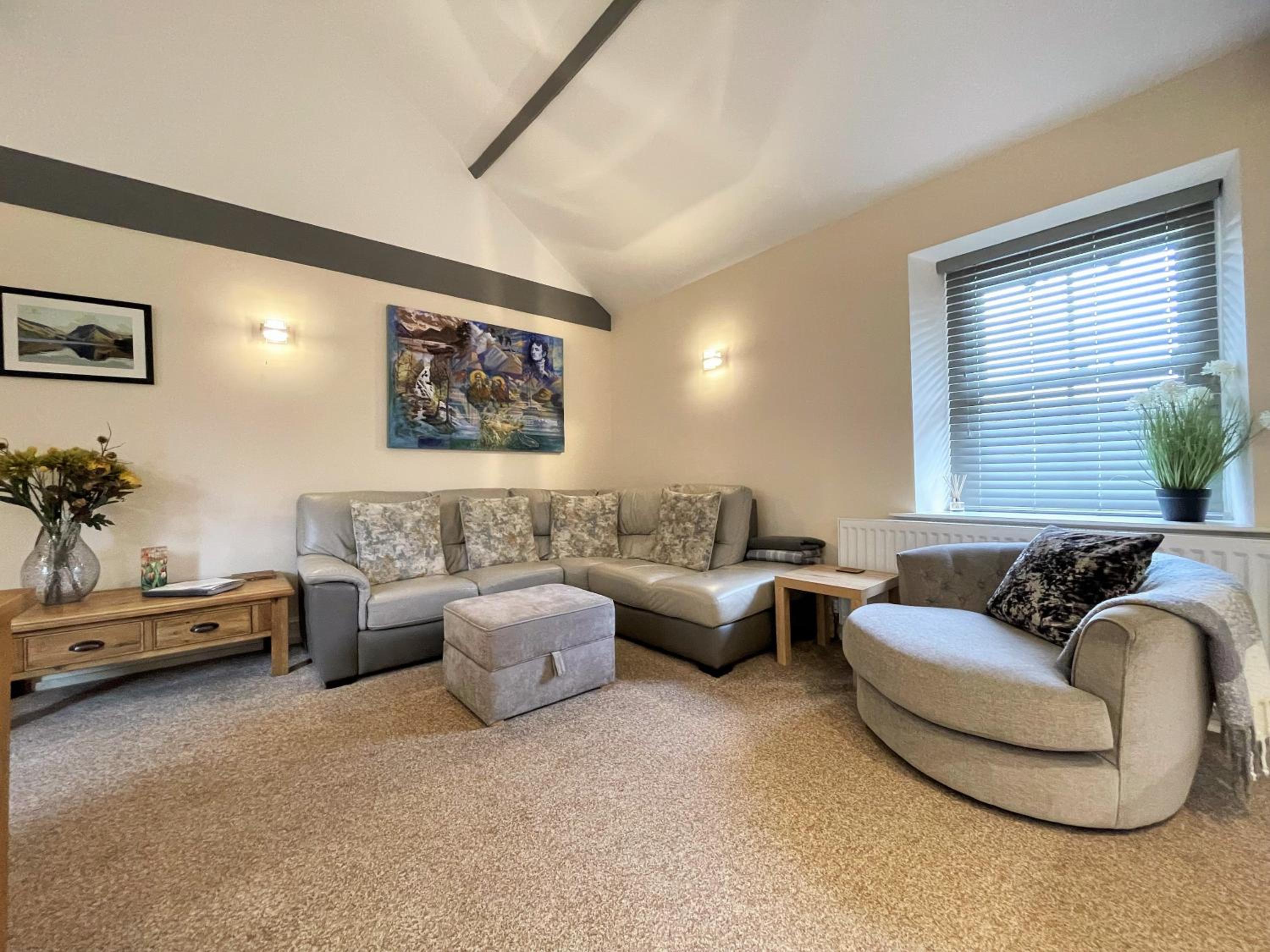 Arthurs Cottage -Charming Courtyard Cottage in the heart of Kendal, The Lake District