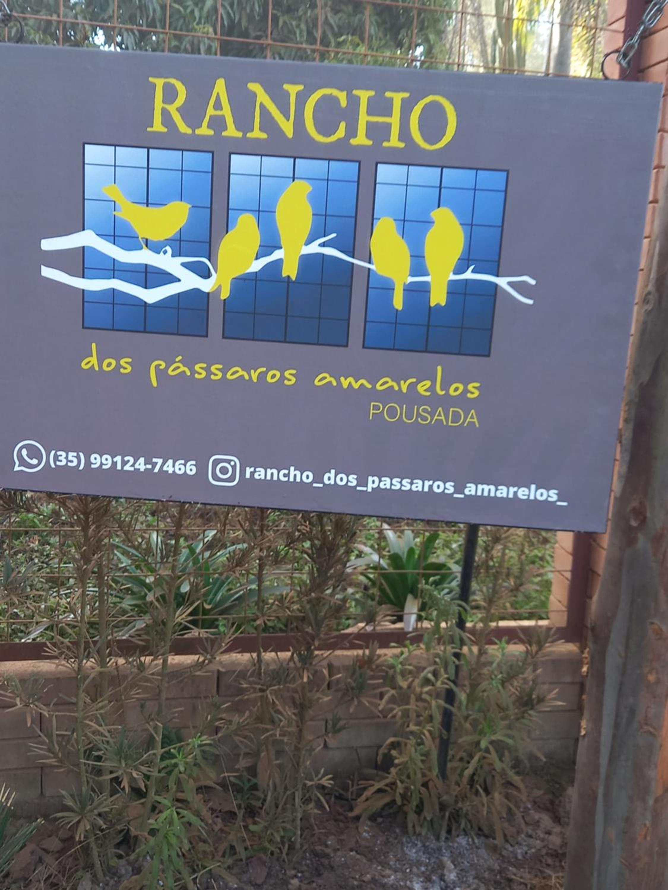 Rancho dos Pássaros Amarelos