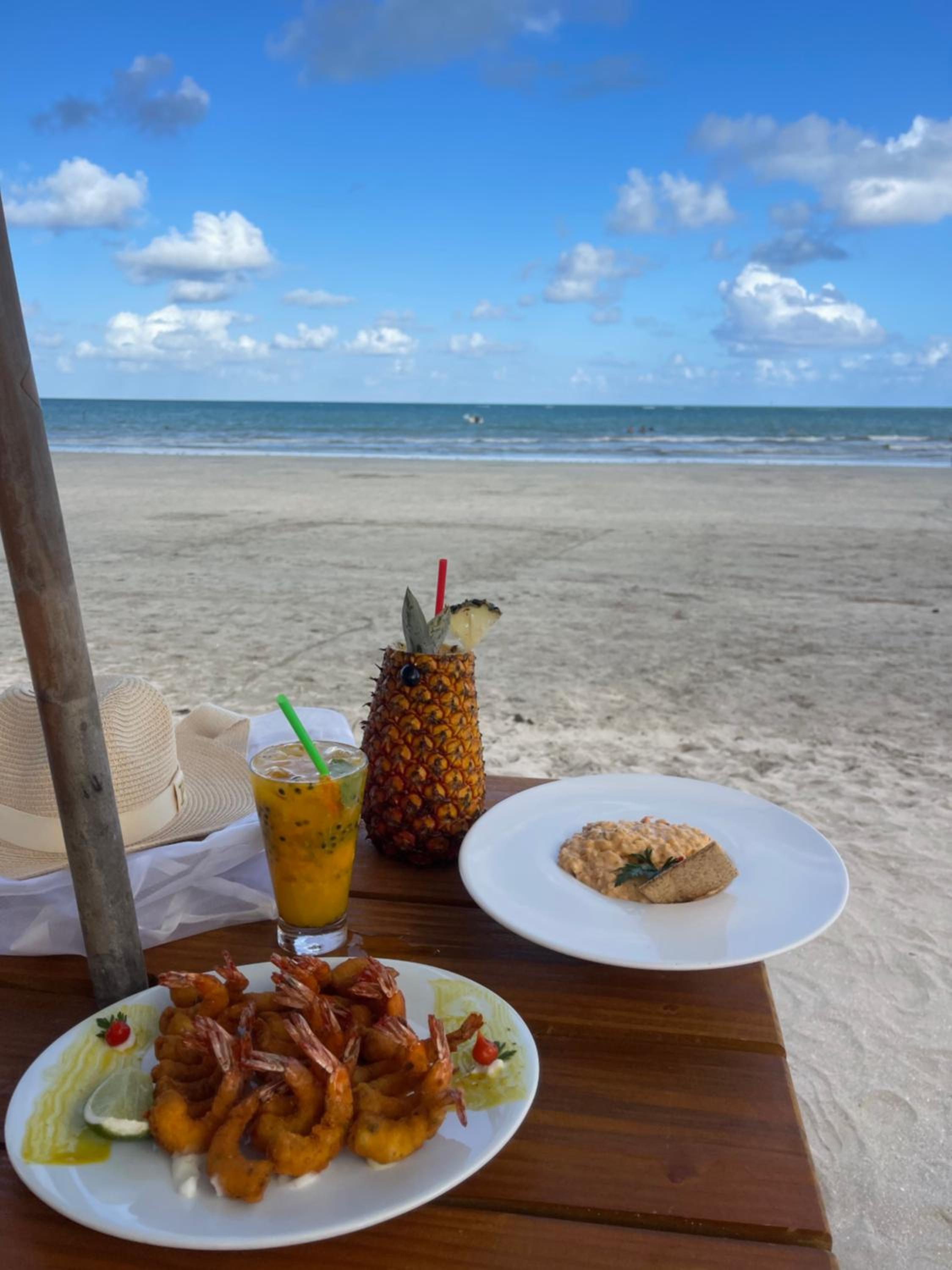 Casa Blanca Hibiscus Angra de Ipioca Maceió