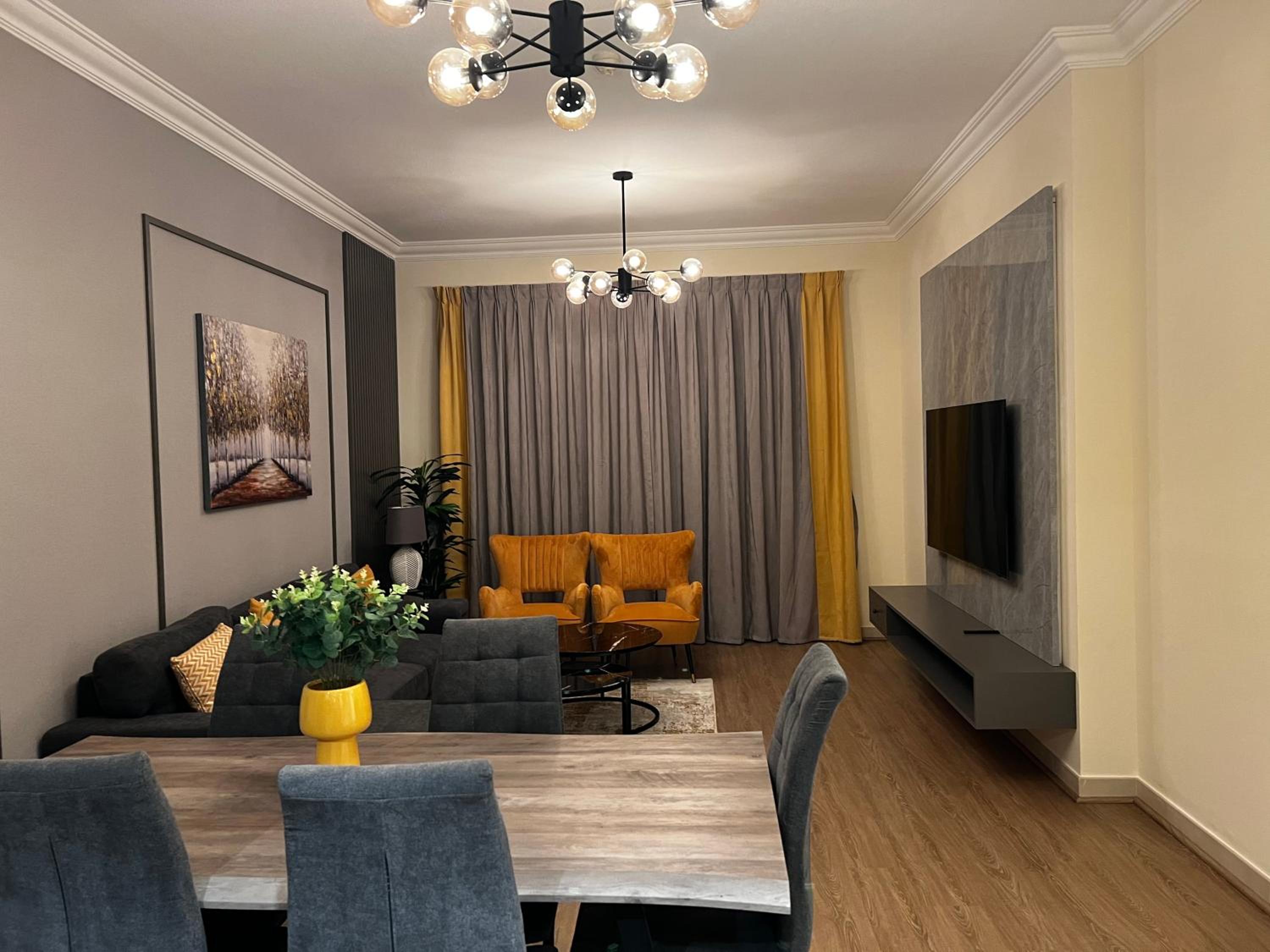 GOODWOOD SUITES HOMES VACATION