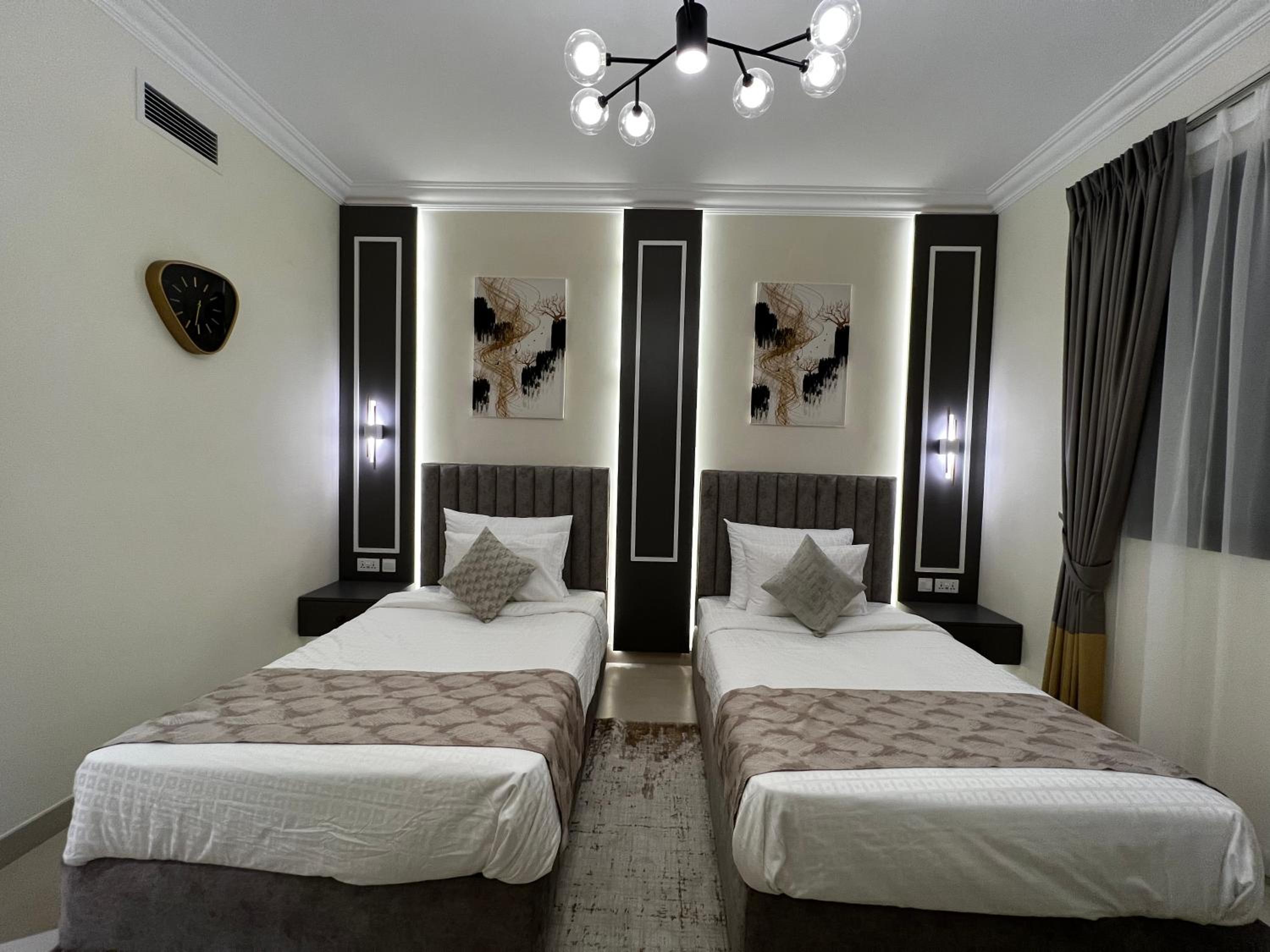 GOODWOOD SUITES HOMES VACATION