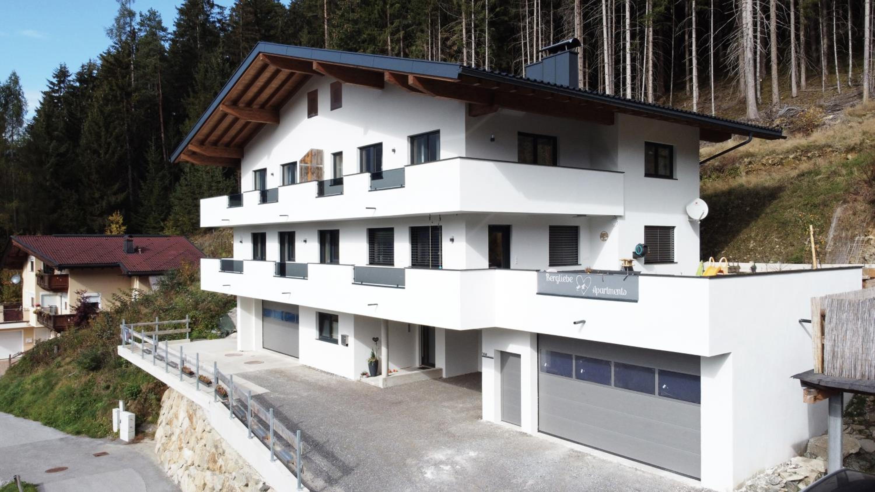 Bergliebe Apartments view 5