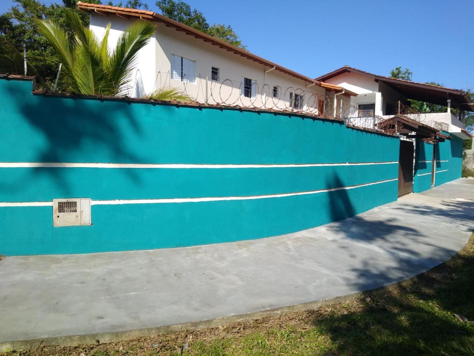 Chalés Bielle de Ubatuba com ar condicionado com piscina e cozinha