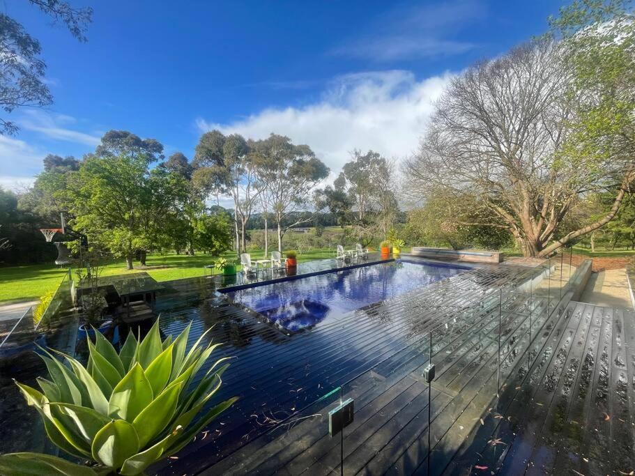 Nest on the Hill - A Luxurious Escape
