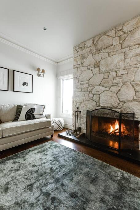 Nest on the Hill - A Luxurious Escape