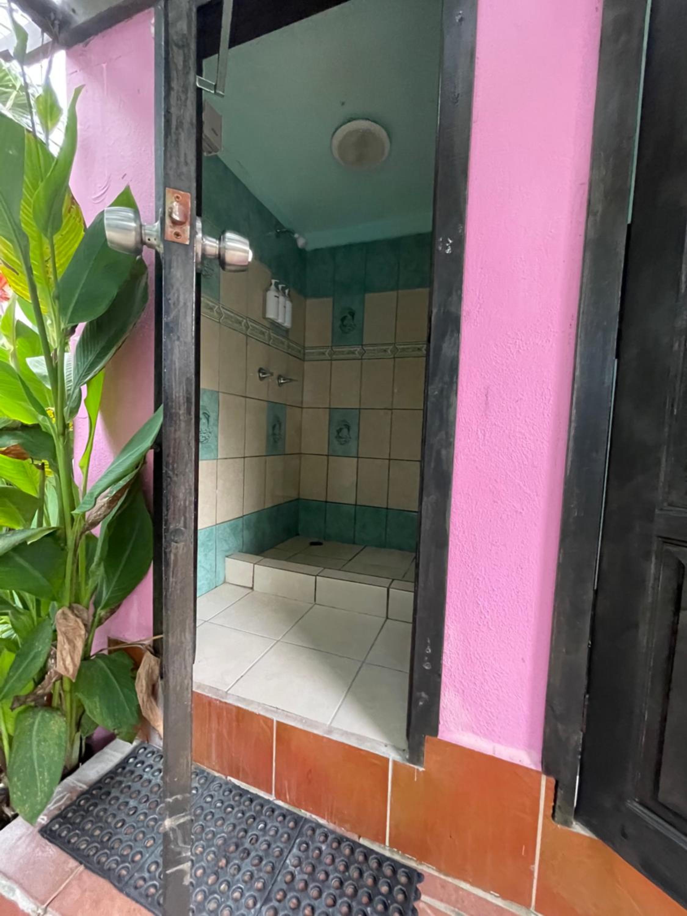 Sea n sun Guest House