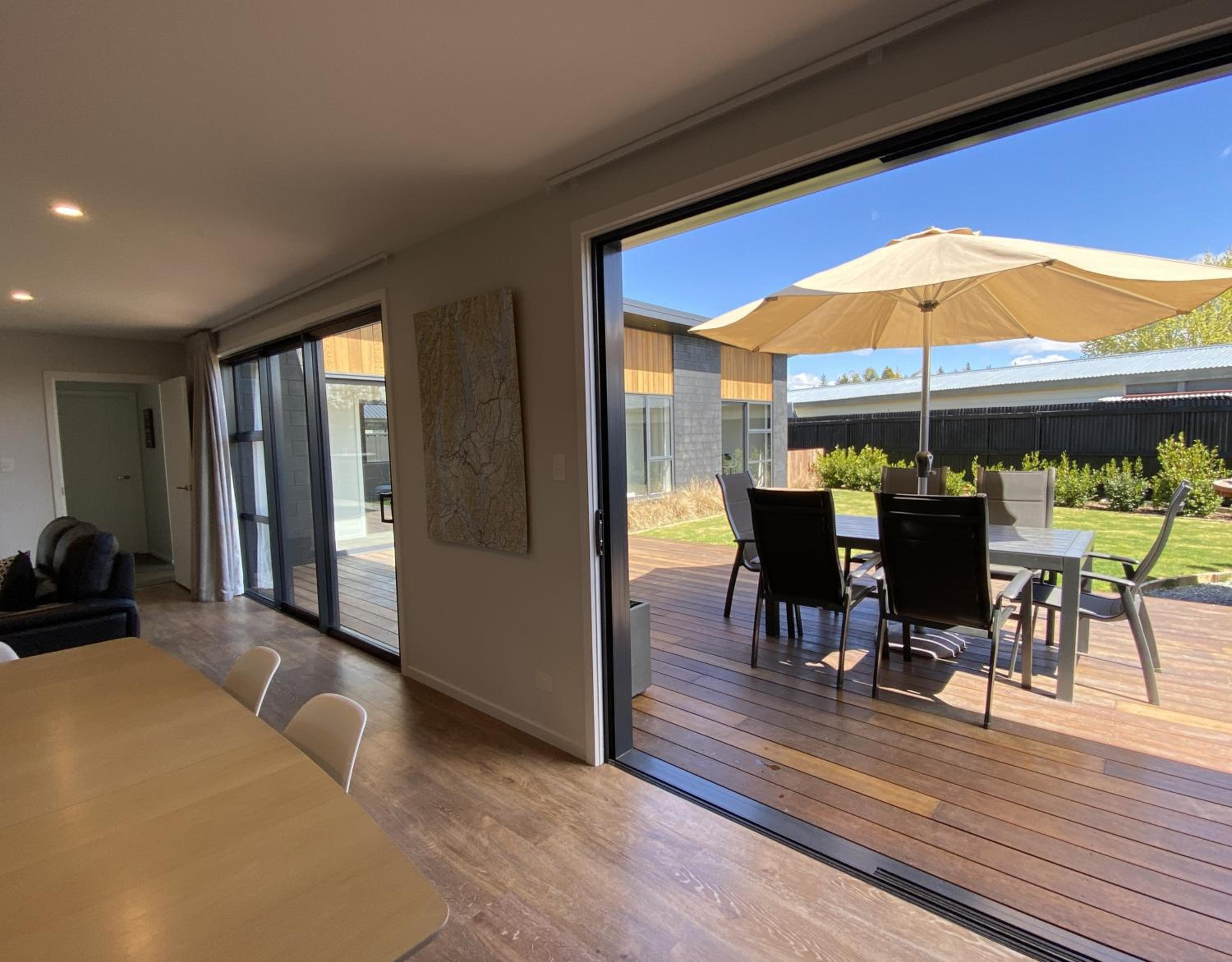Stylish, Tasteful in Totara view 4