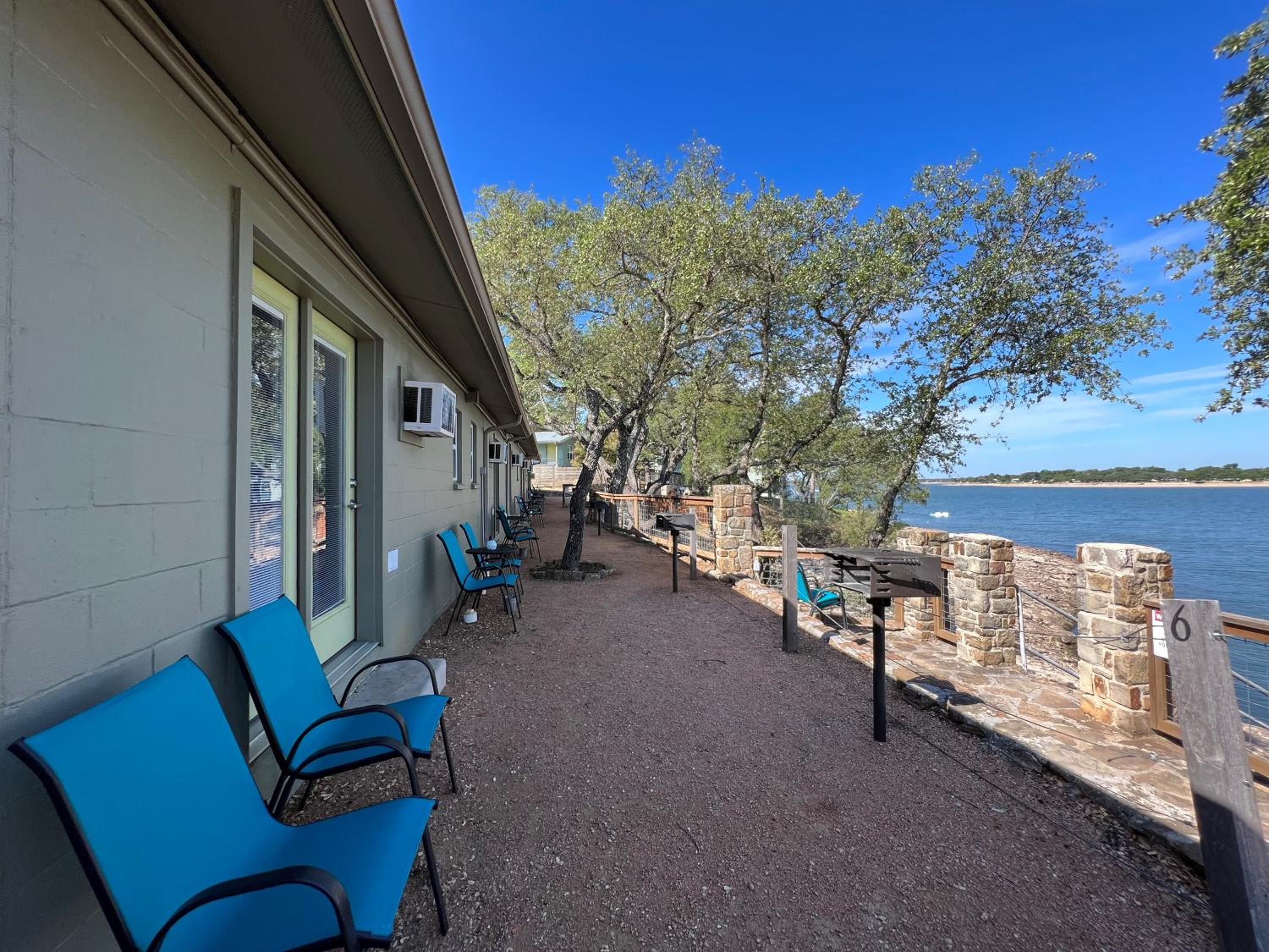 Painted Sky Inn - Property Image 18