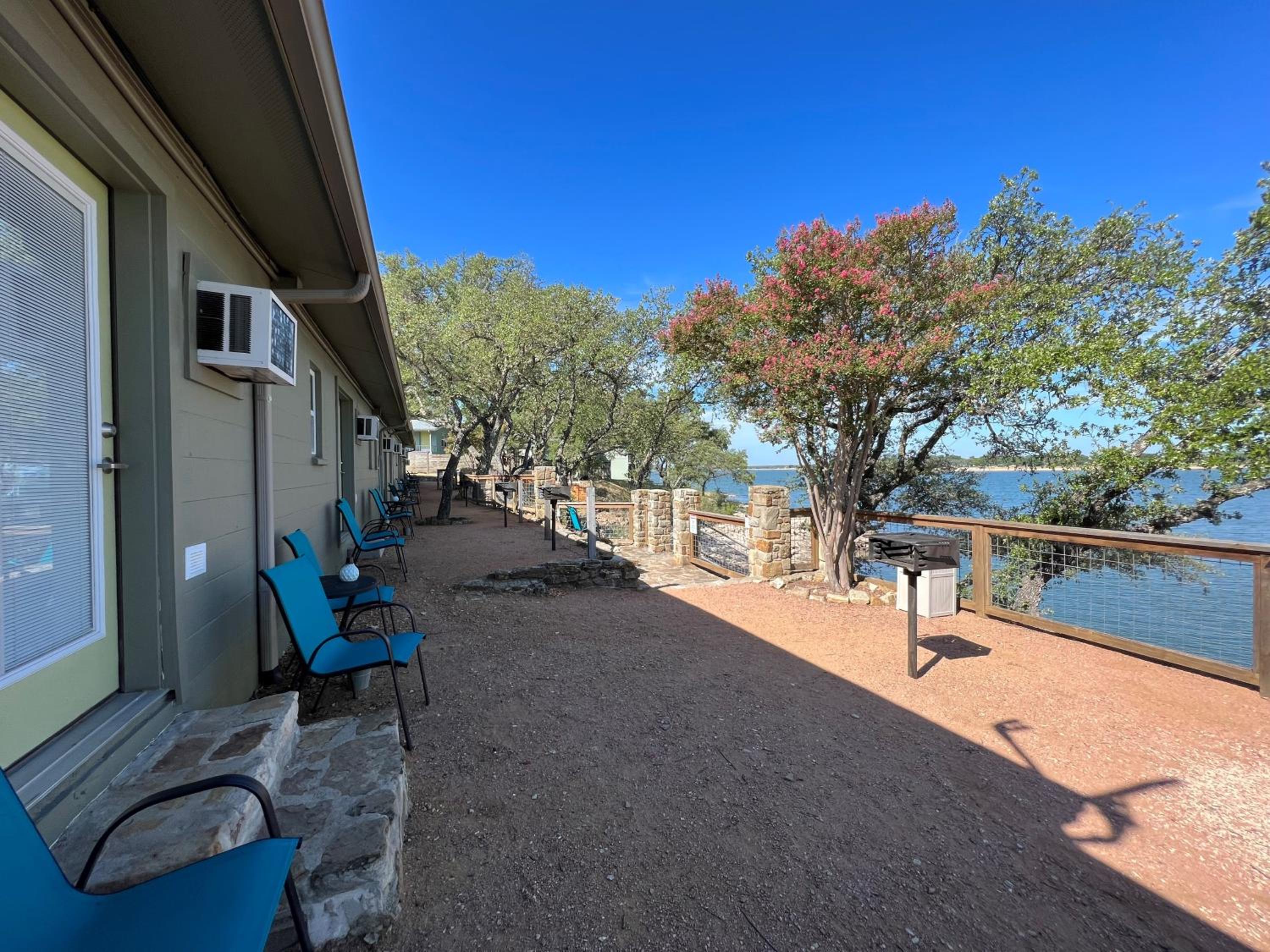 Painted Sky Inn - Property Image 1