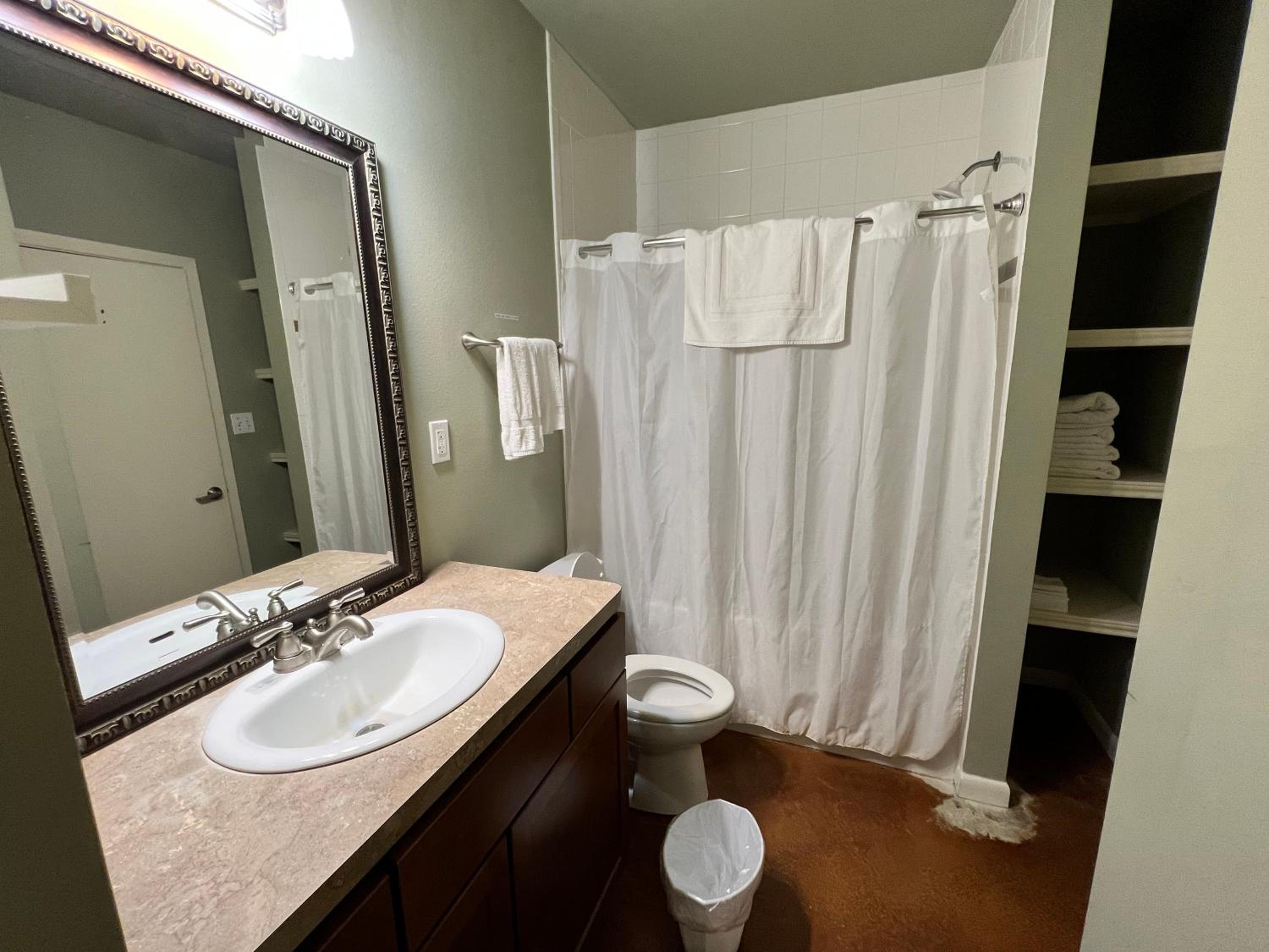 Painted Sky Inn - Property Image 26