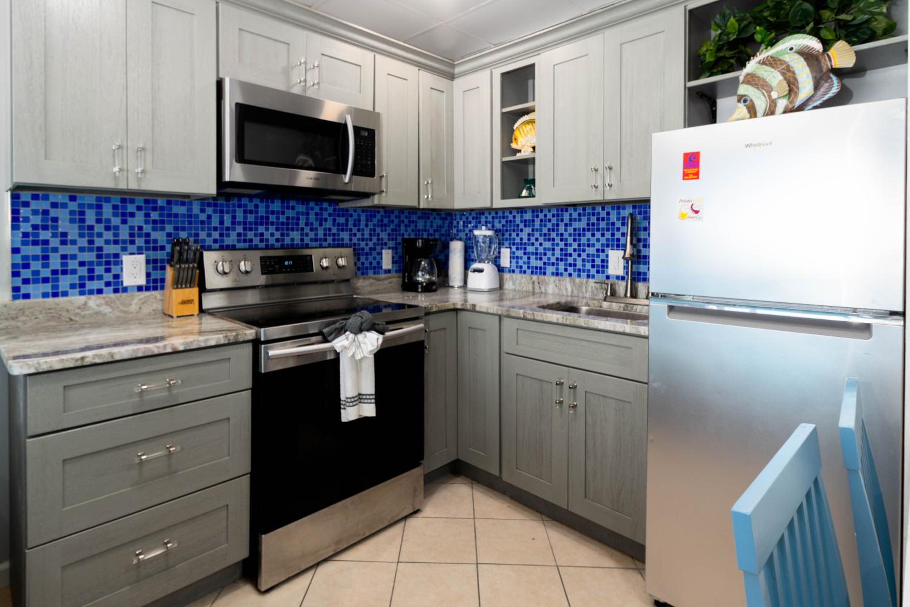 Beachfront, Free beach service, No fees-CC305 Pcb view 3