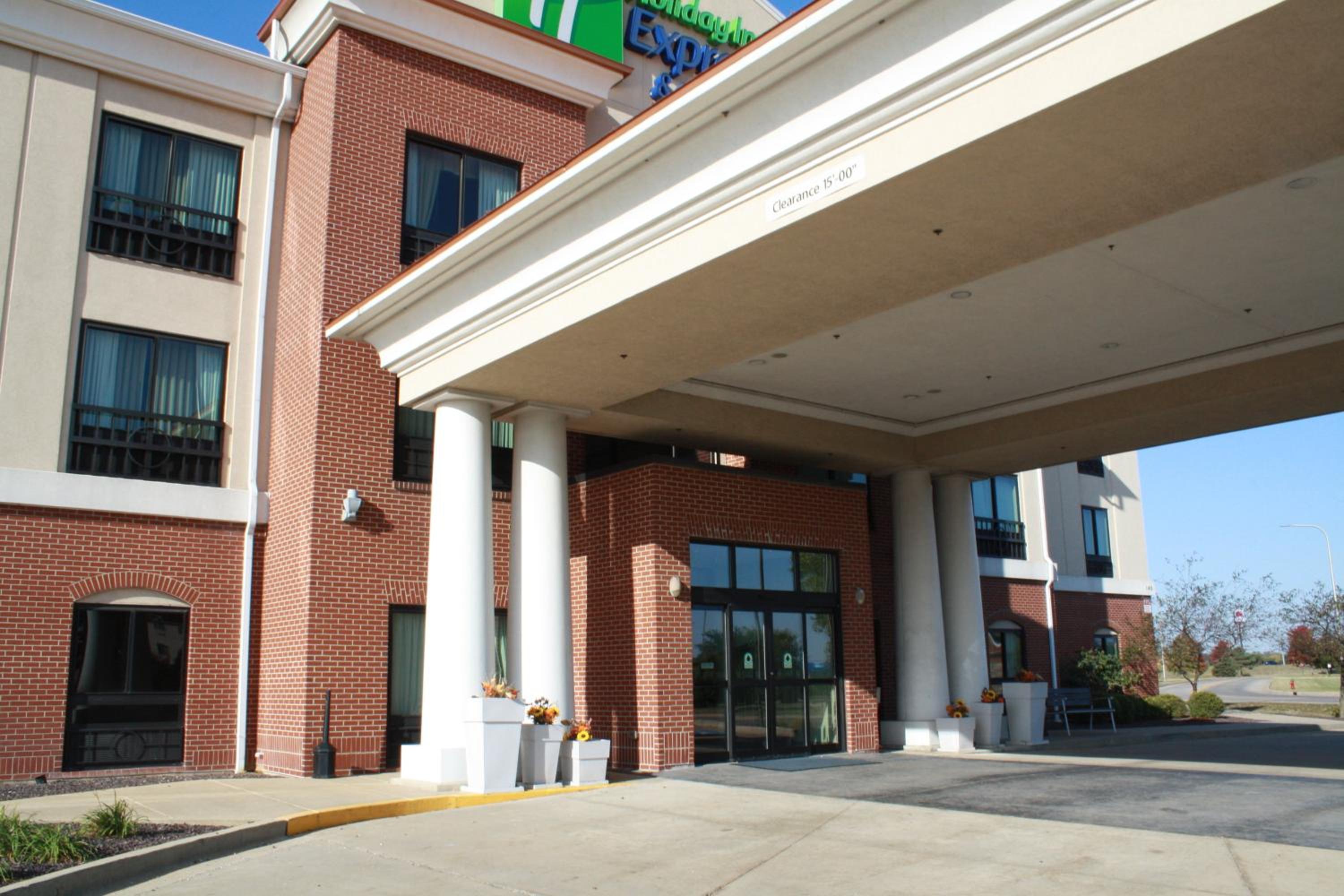 Holiday Inn Express Suites Morton Peoria Area, an IHG Hotel - Property Image 19