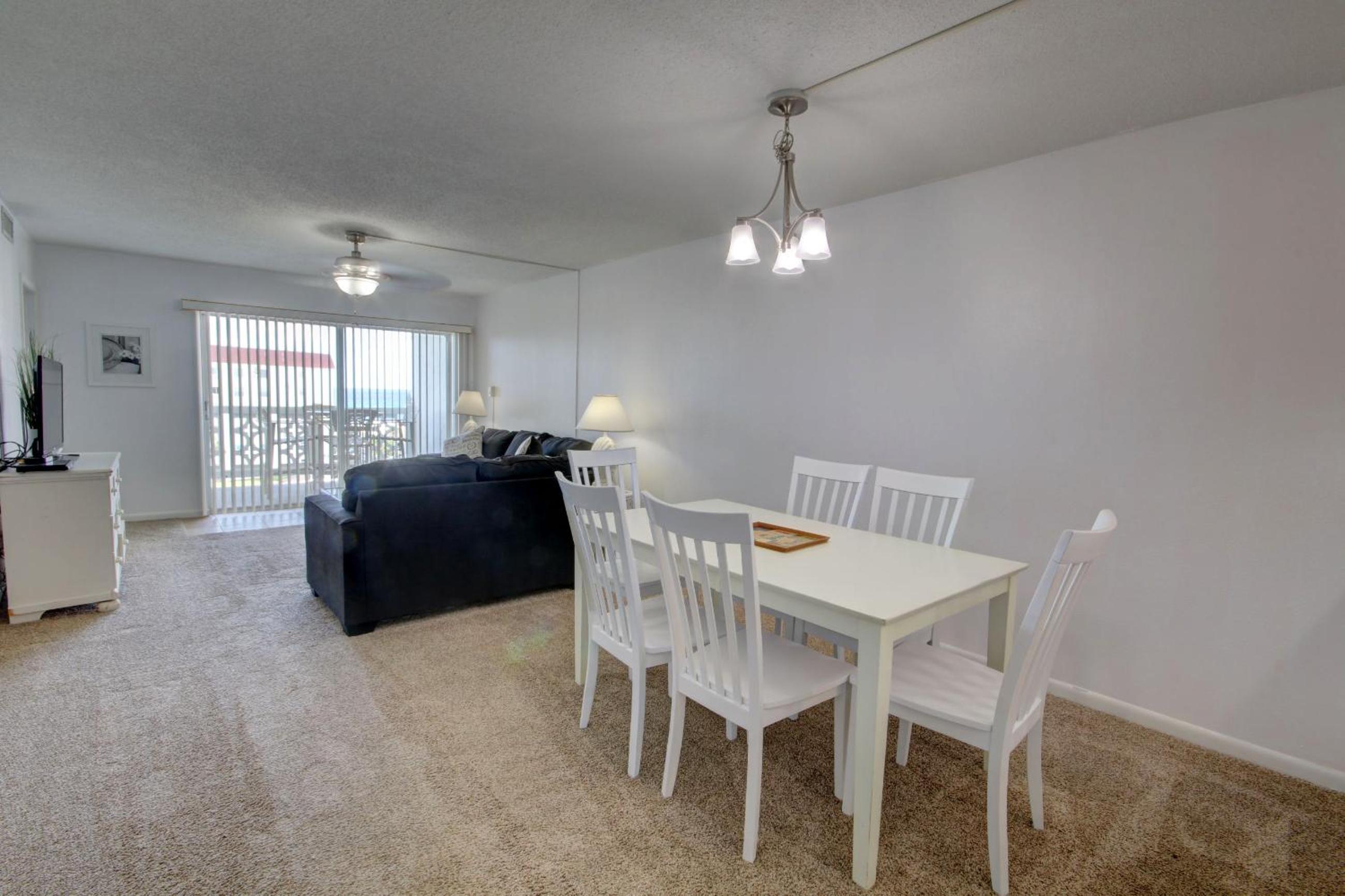 El Matador 167 - Sixth floor unit with easy access to all amenities view 5