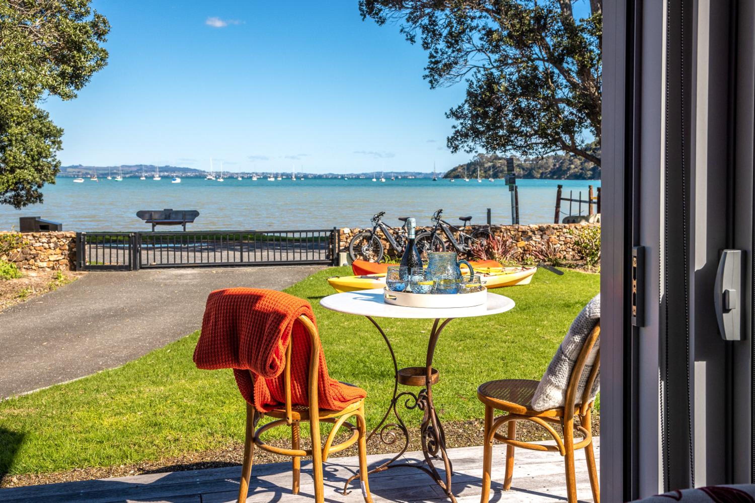 Seaside on Waiheke - Stay Waiheke