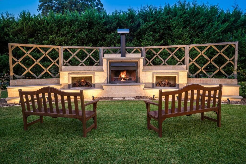 Kalinya Estate Platinum- Homestead, Lodge & Barn- up to 34 guests