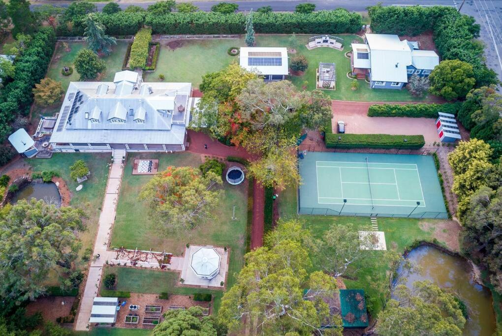 Kalinya Estate Platinum- Homestead, Lodge & Barn- up to 34 guests