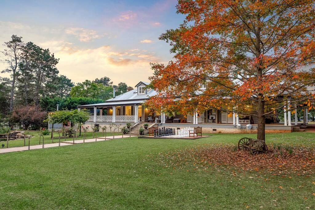 Kalinya Estate Platinum- Homestead, Lodge & Barn- up to 34 guests