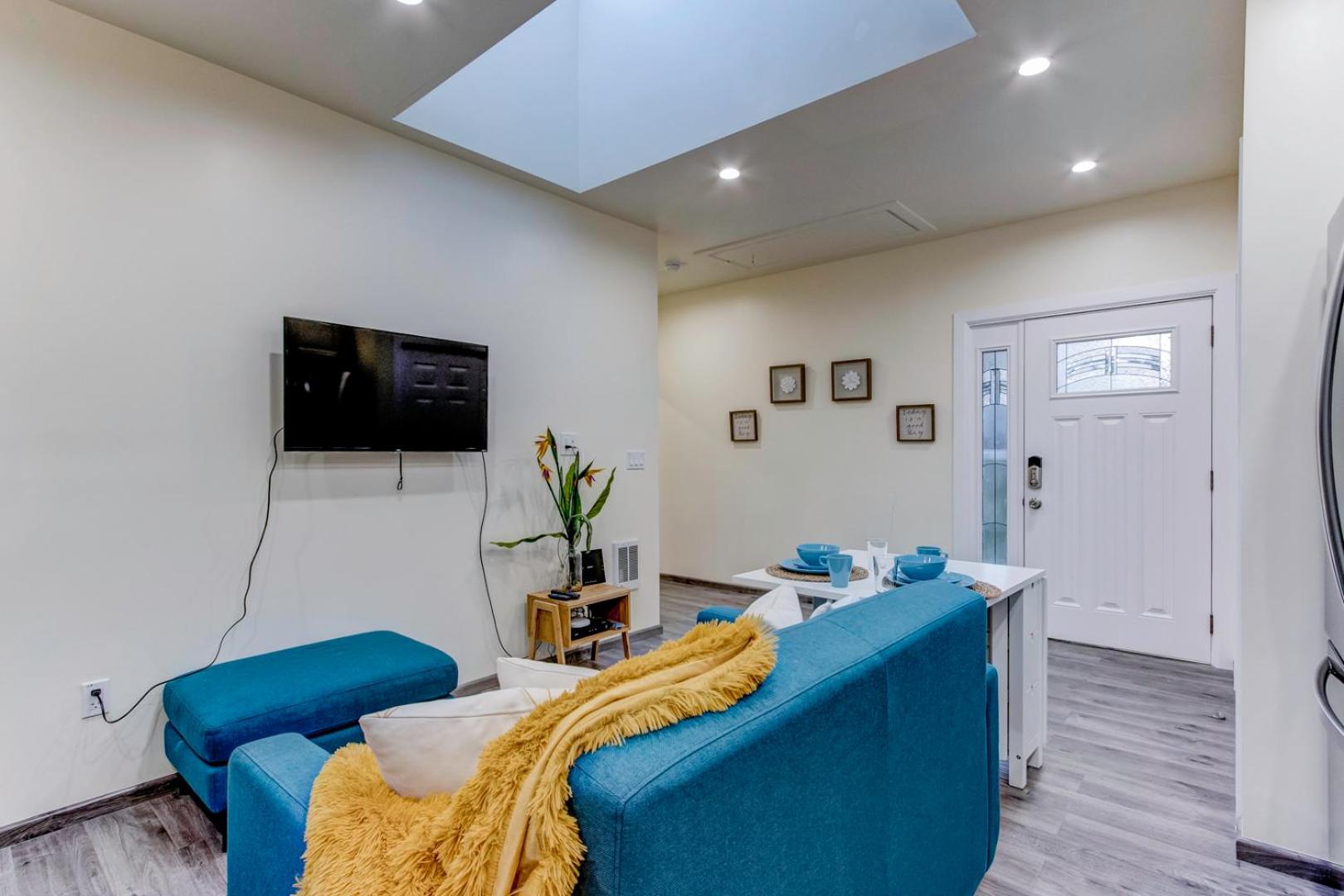 Marbella Lane - Bright and Cozy Home near SFO