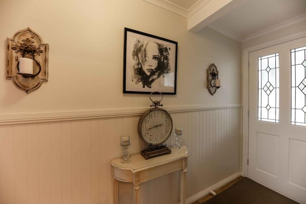 Hidden Gem ~ Luxury Cottage near Lake Daylesford