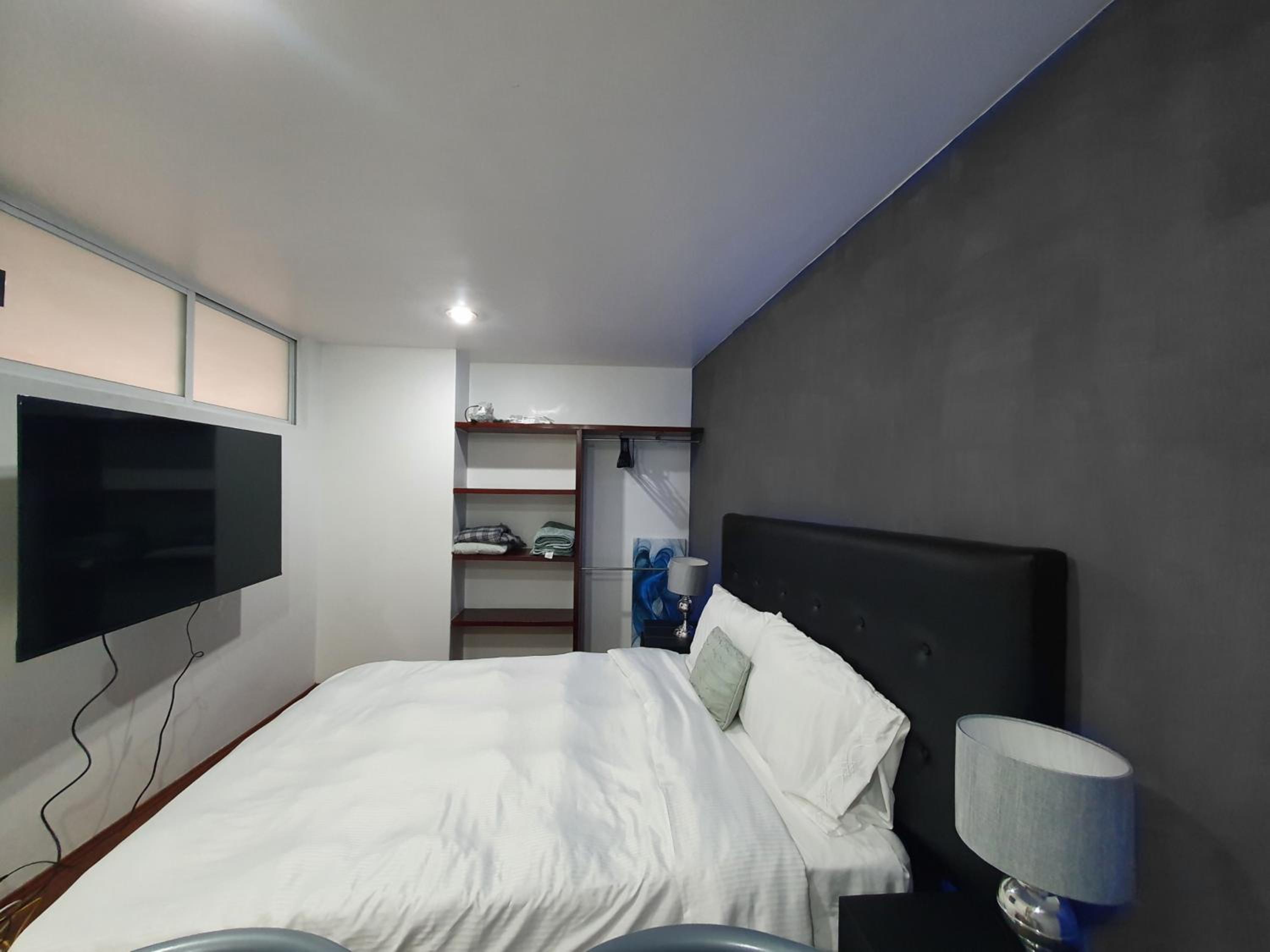 Super Suite con baño y cocina excelente ubicación photo 5