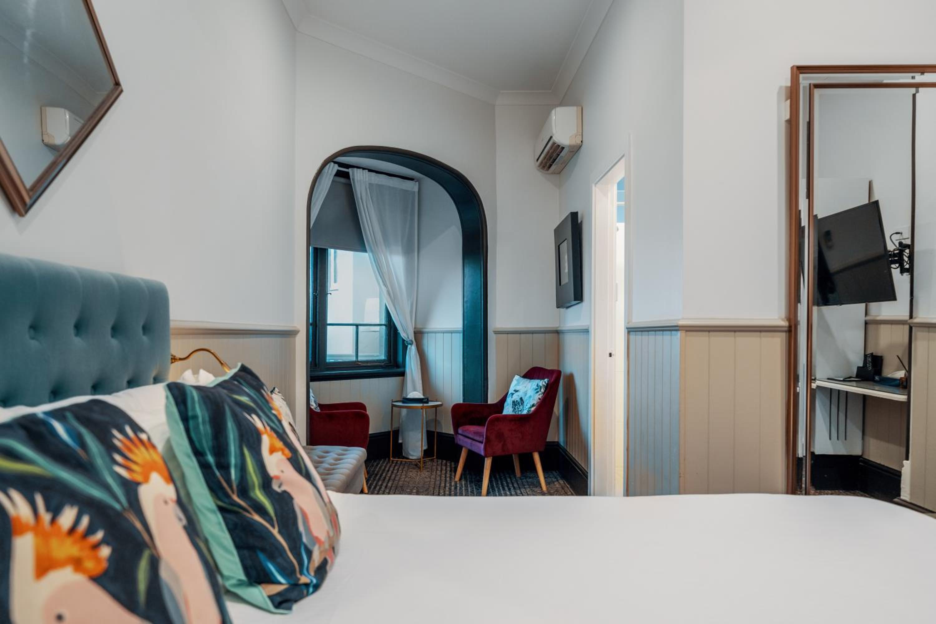 Cremorne Point Manor
