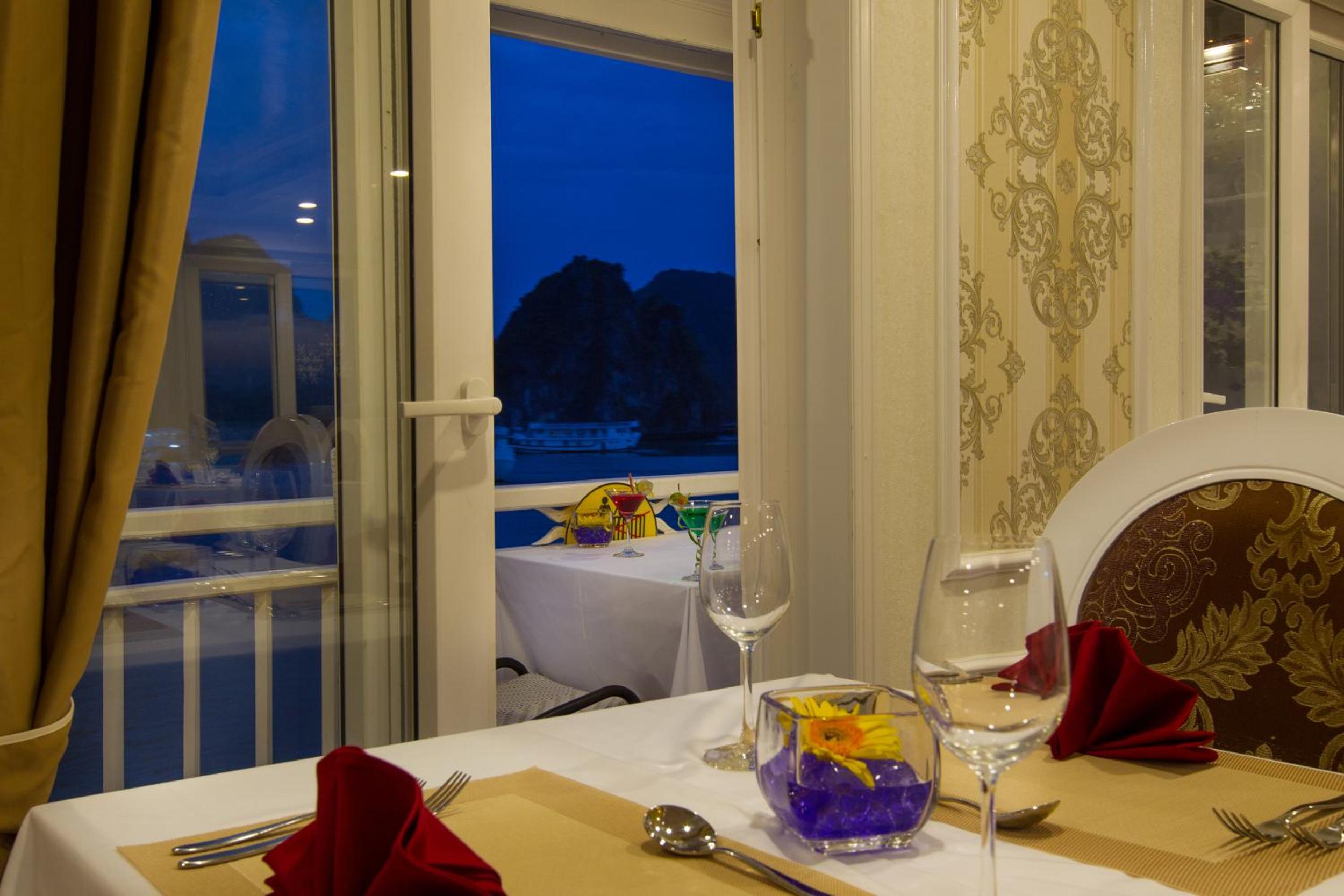 Signature Royal Halong Cruise
