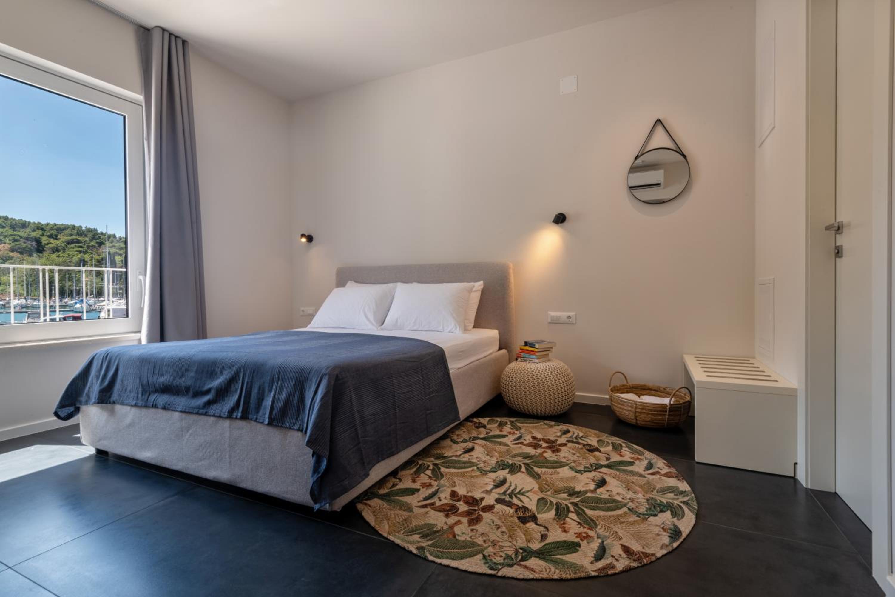 Luxury Seaview Studio Apartment - Luna