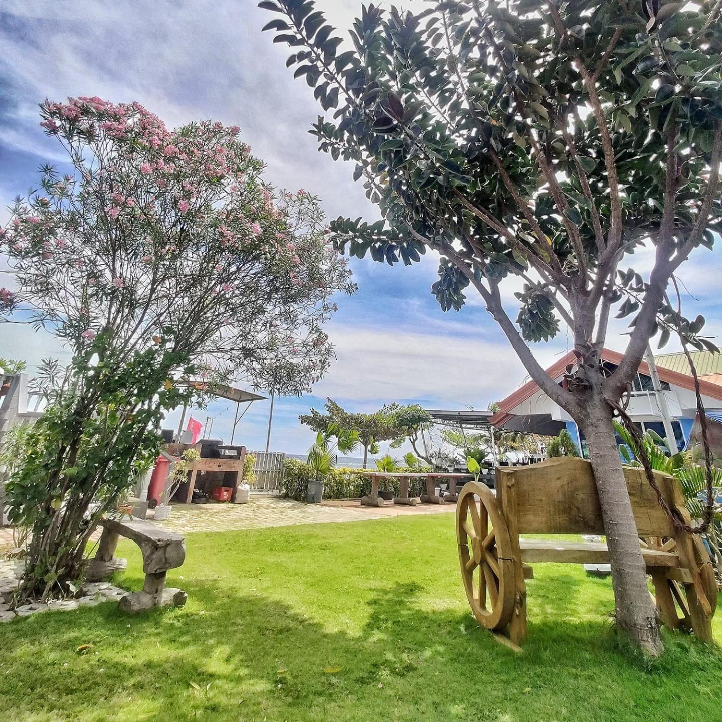 Seaview Beach Resort Dumaguete Beachfront
