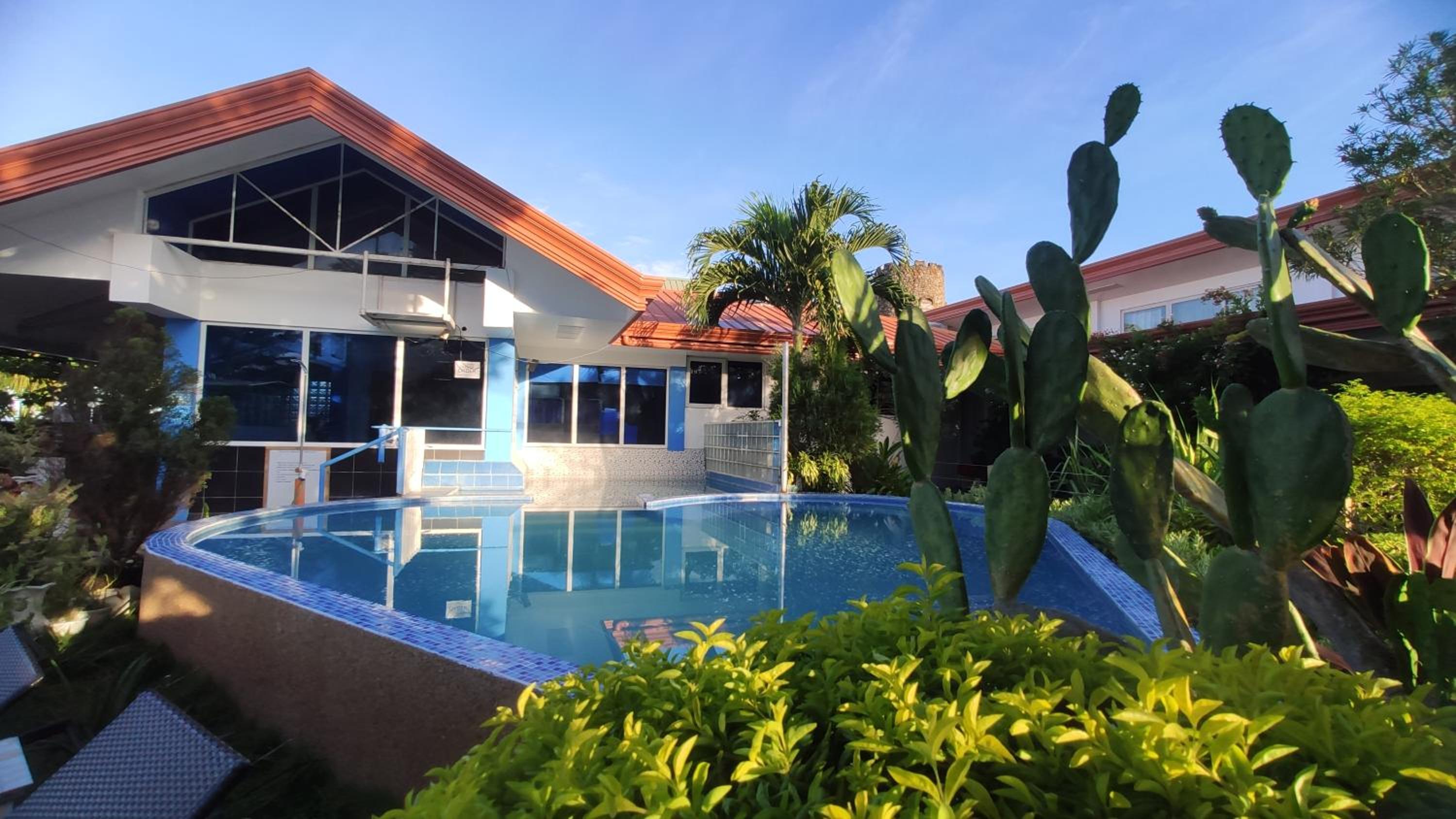 Seaview Beach Resort Dumaguete Beachfront