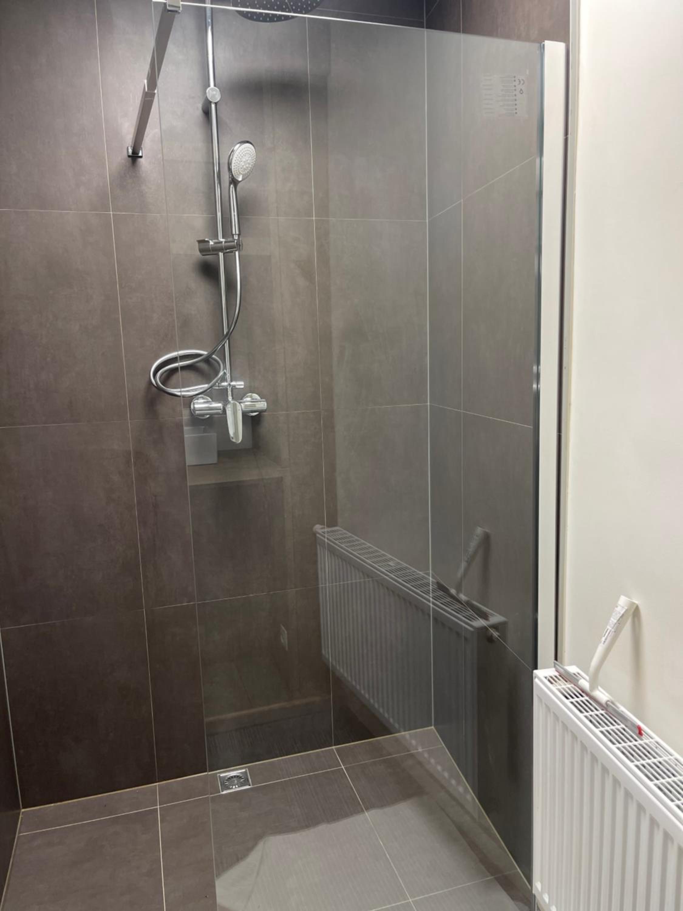 Bruges Vacations - Prachtige kamer in centrum Brugge met badkamer ! - Property Image 11