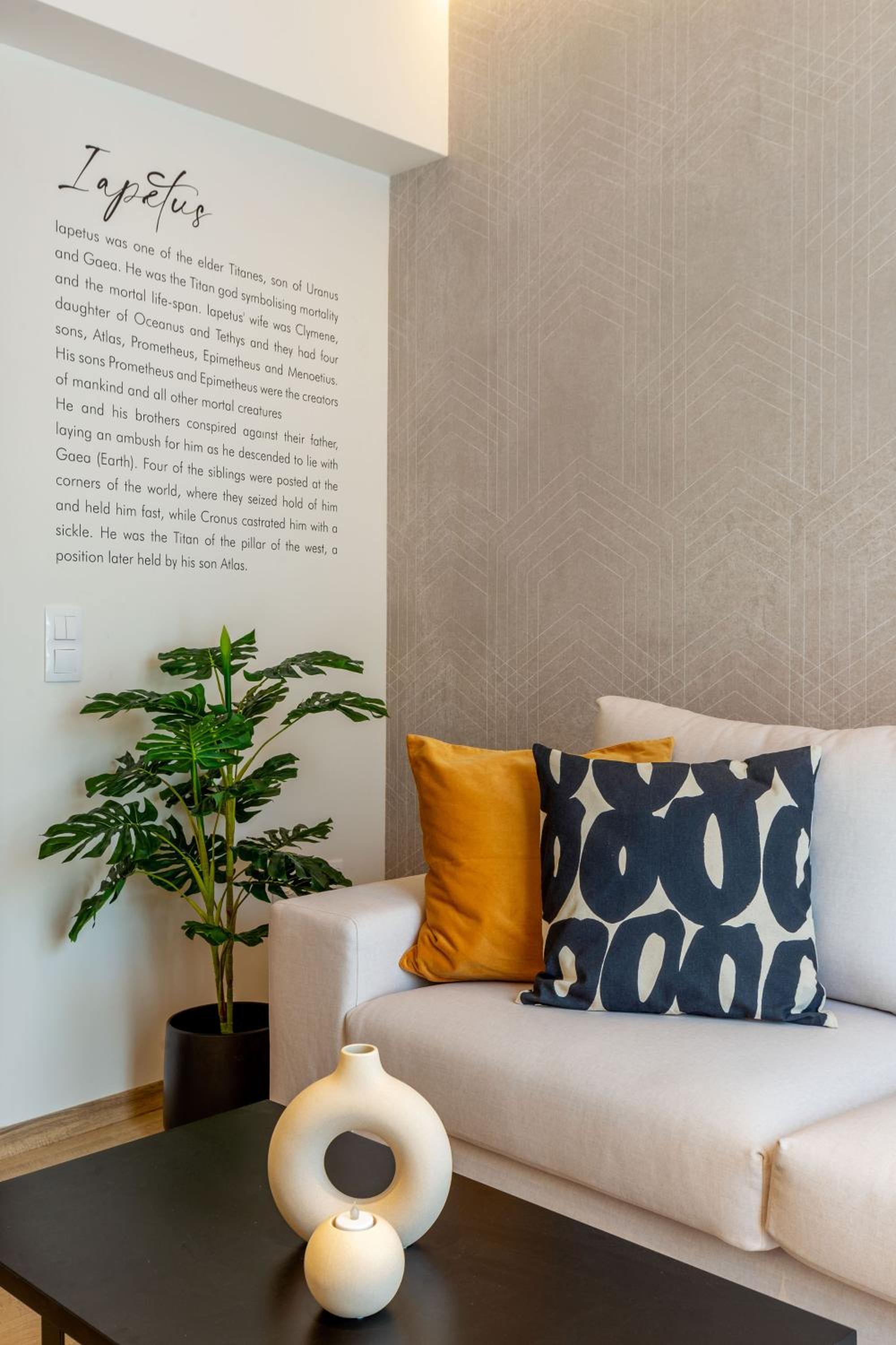 IO SUITES