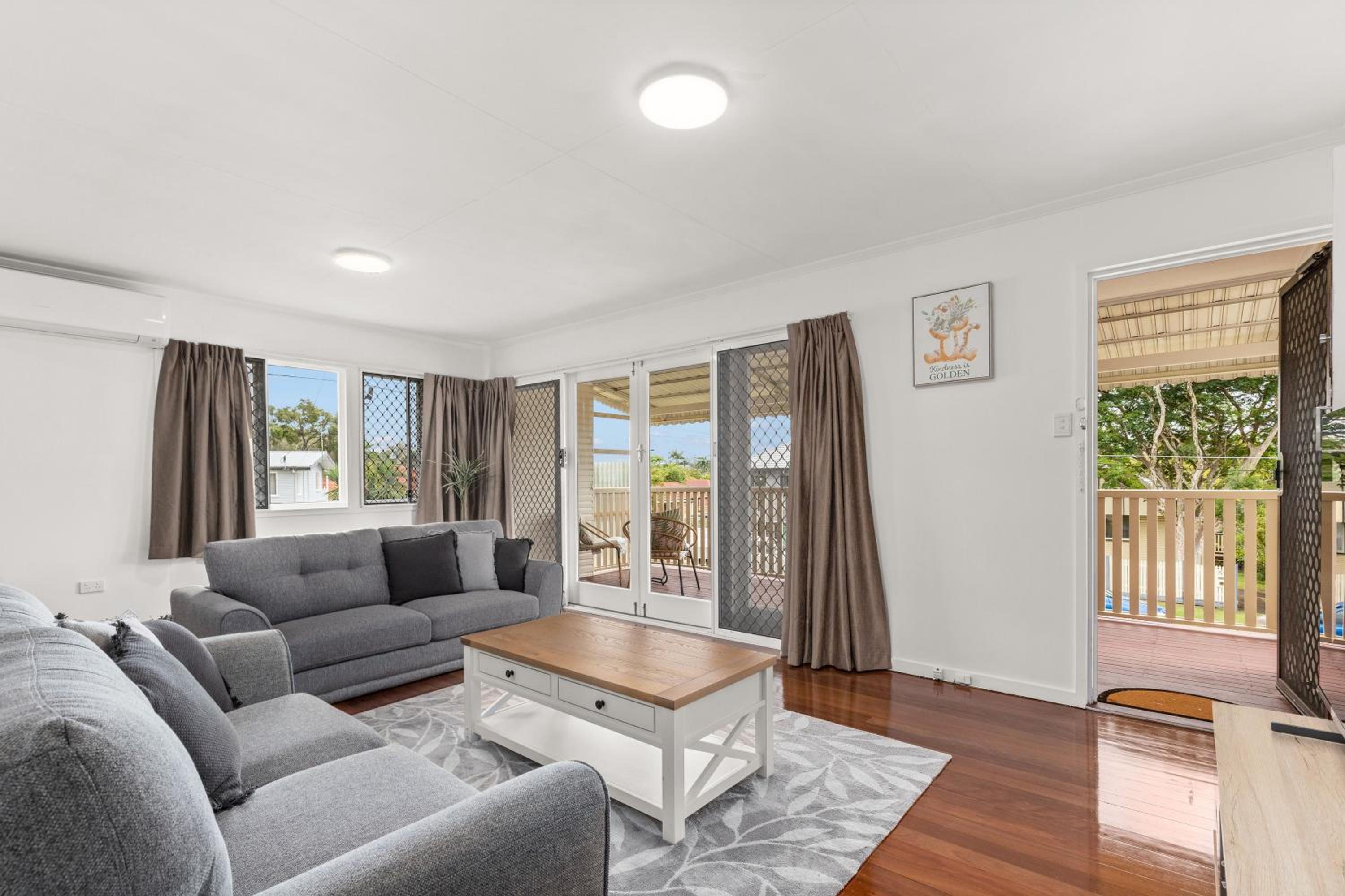 Brisbane Vacations - KozyGuru / Carindale / Immaculate 3 Beds Holiday Home QCA061 - Property Image 8