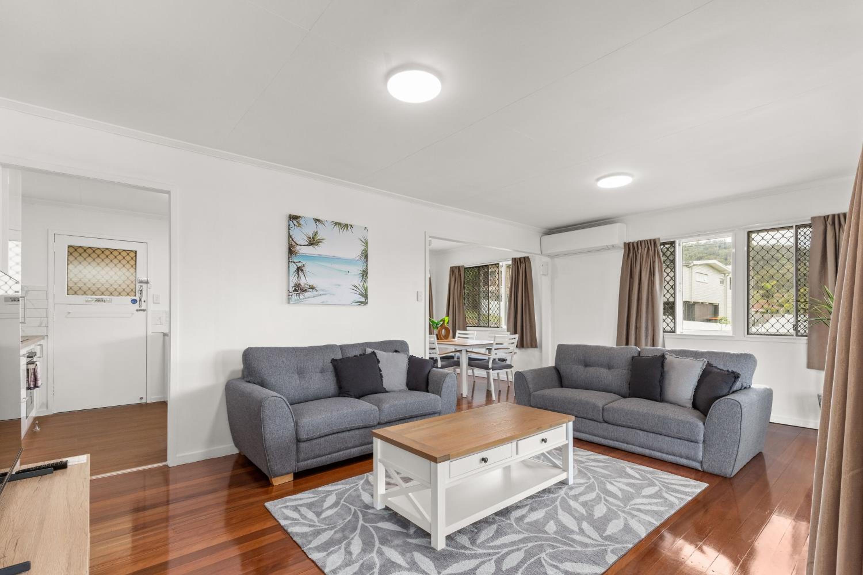 Brisbane Vacations - KozyGuru / Carindale / Immaculate 3 Beds Holiday Home QCA061 - Property Image 5