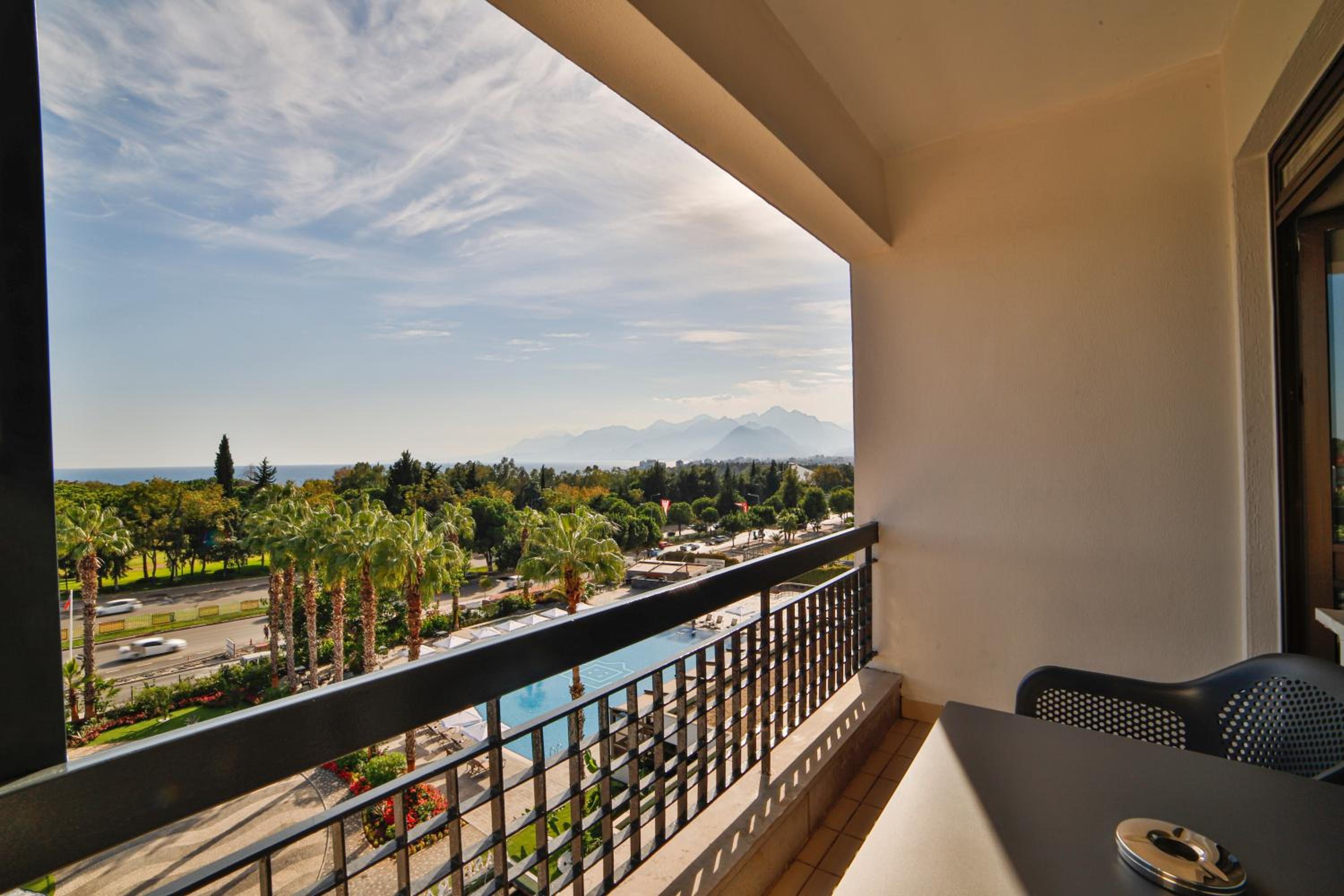 Nashira City Resort Hotel - Image 19