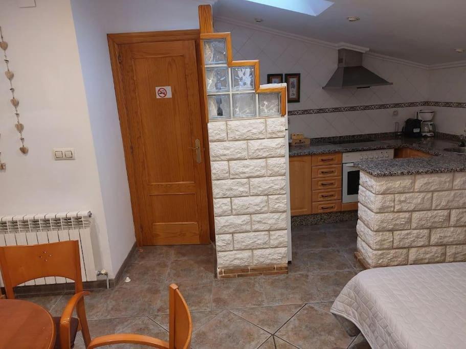 La Buhardilla. Aparcamiento exterior privado