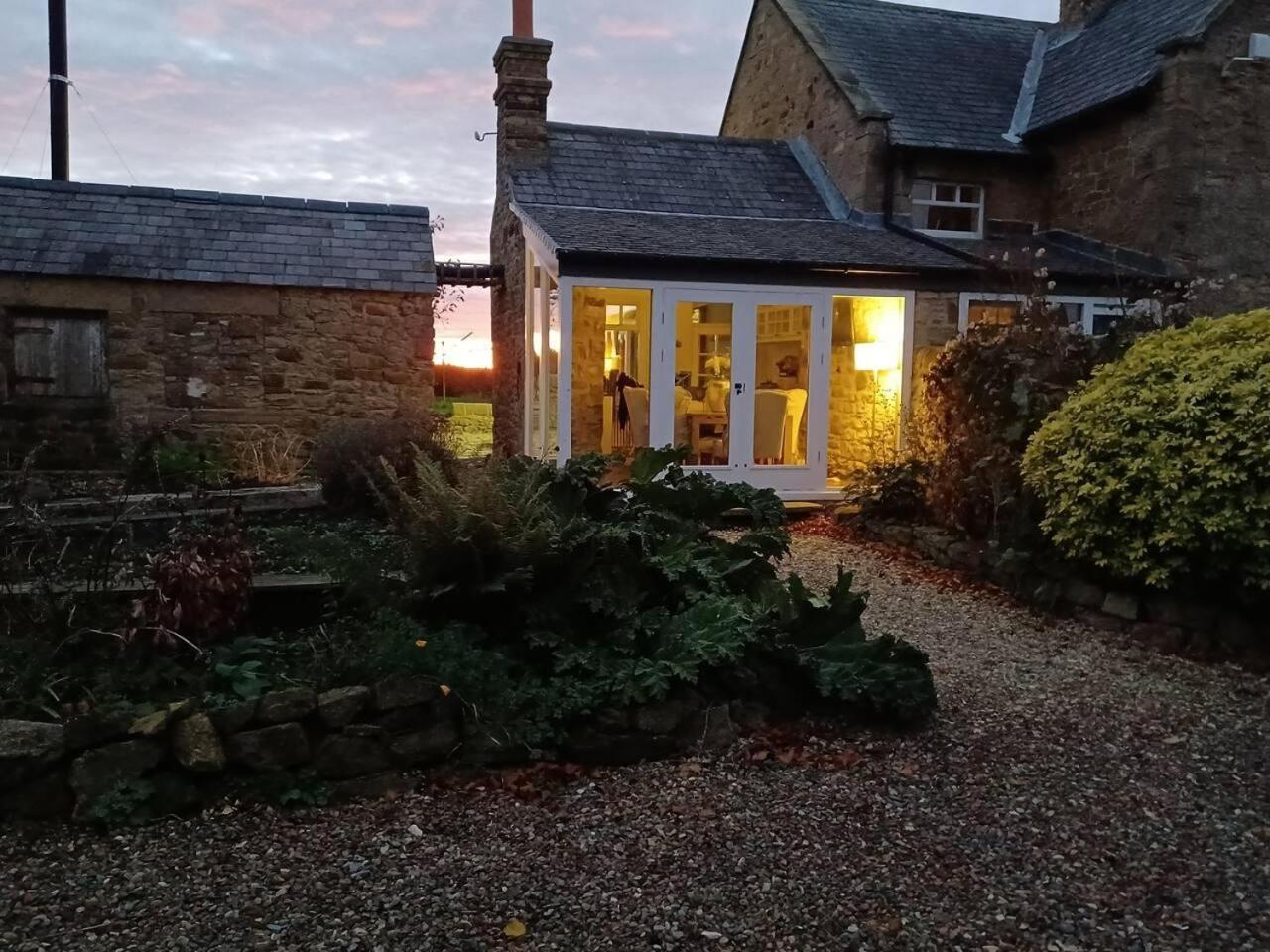 3 Bed Cottage-Sleeps 6-Country Views-Pet friendly, photo 31