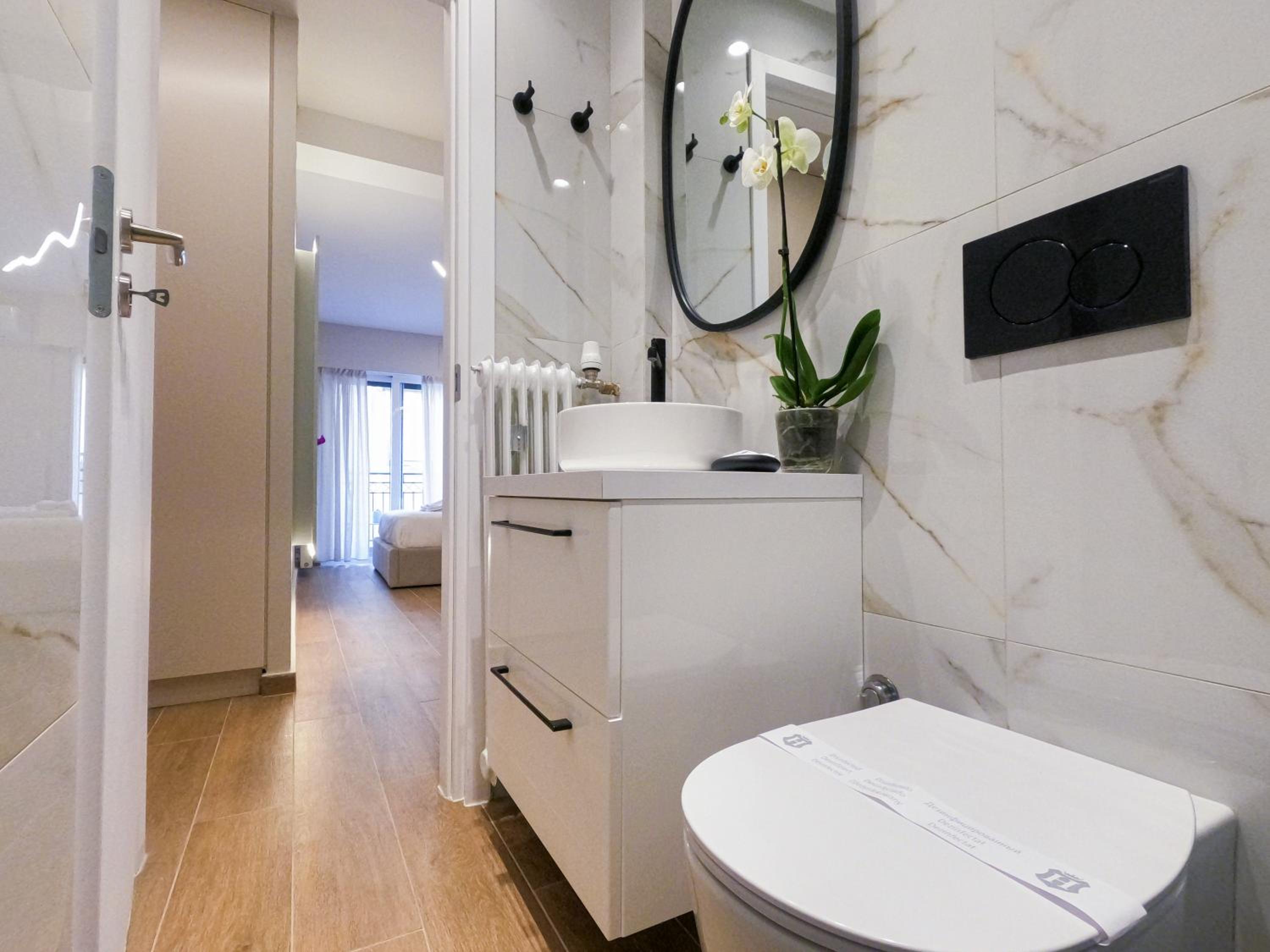 Elegant Suite - Piraeus en Piraeus — bathroom