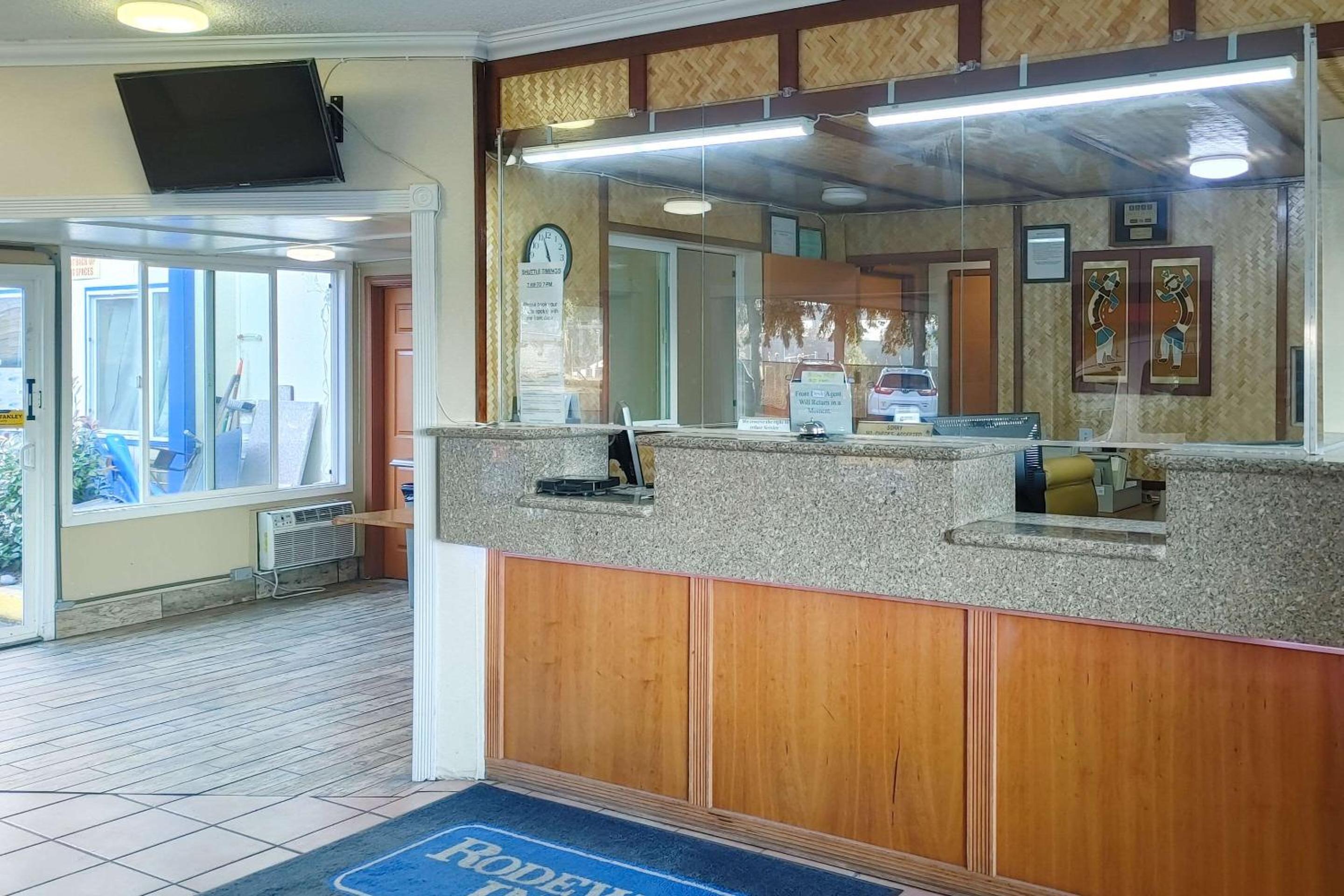 Rodeway Inn Seattle Airport — photo 11