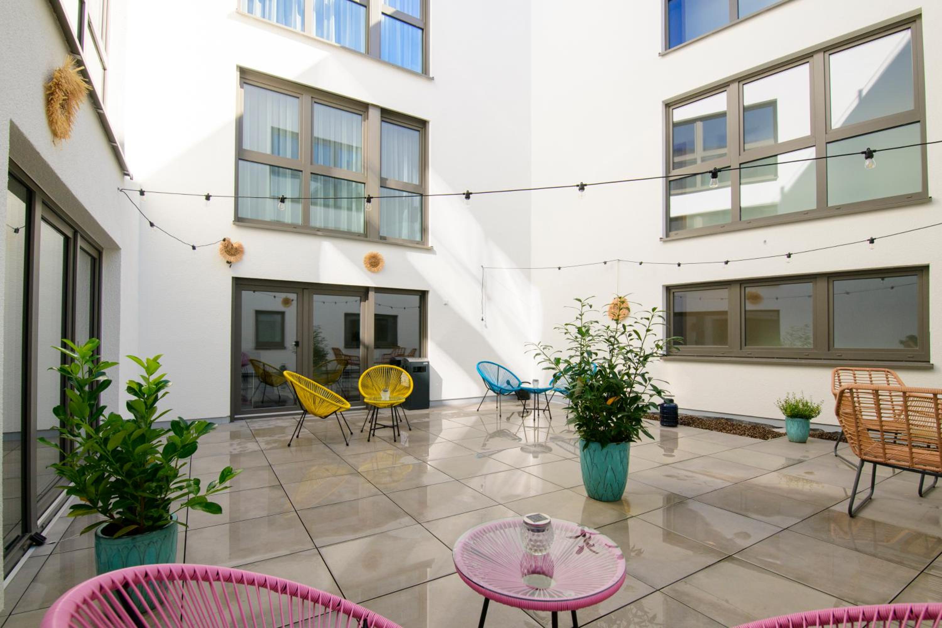 Smart  Stay Aparthotel Saarbrucken Sud - Self-Check-In - Free Parking - Property Image 5