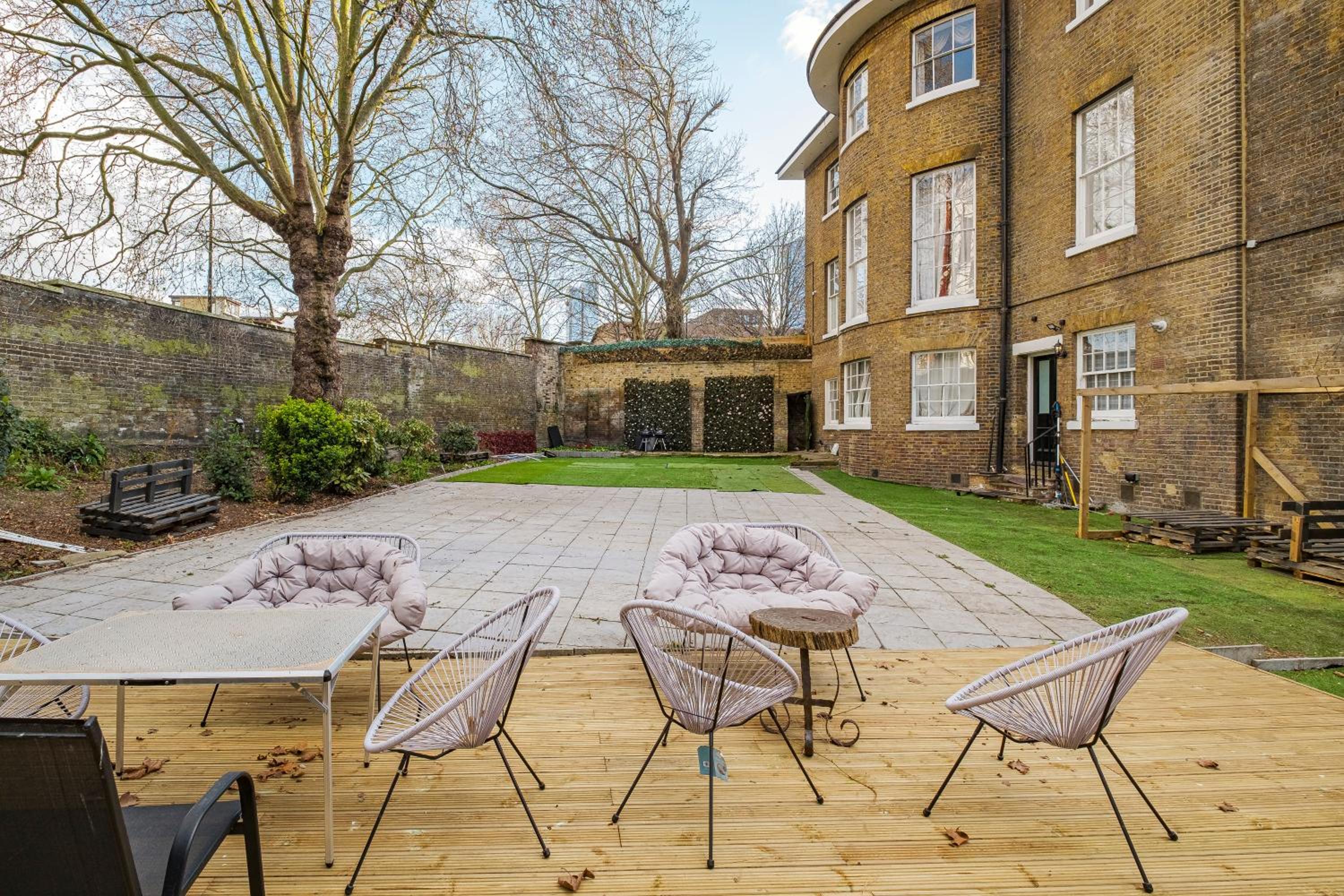 outdoor bbq area