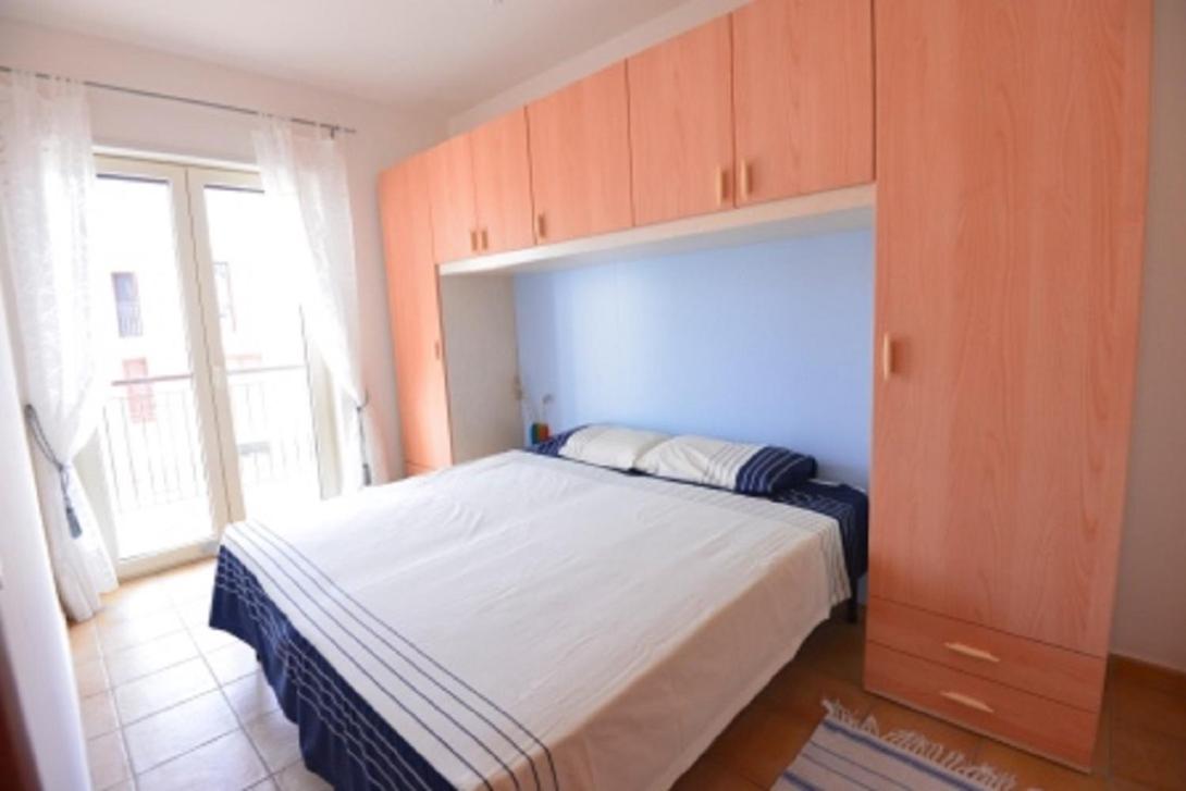 Lina apartments