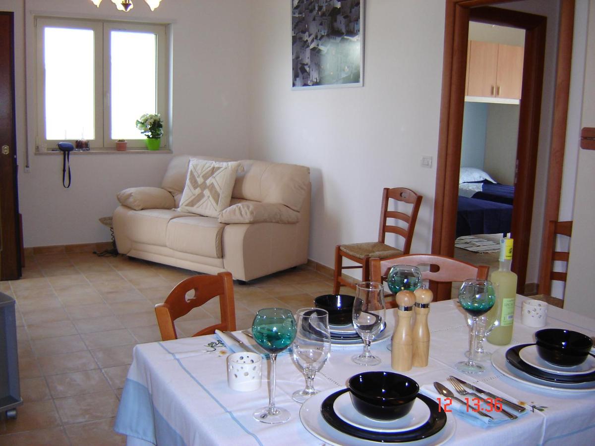Lina apartments