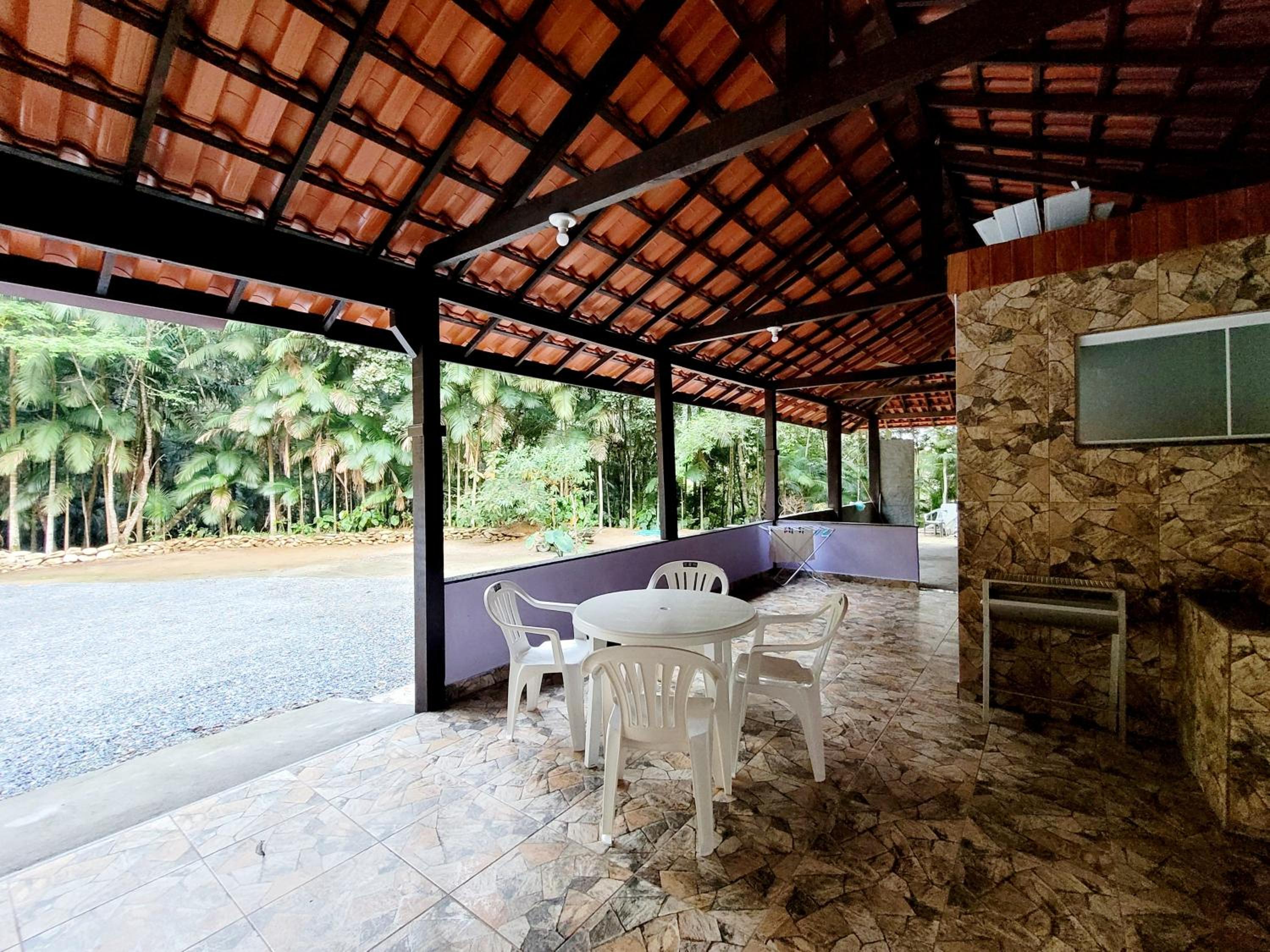 Casa inteira em Lumiar , Recanto das Palmeiras-NF.