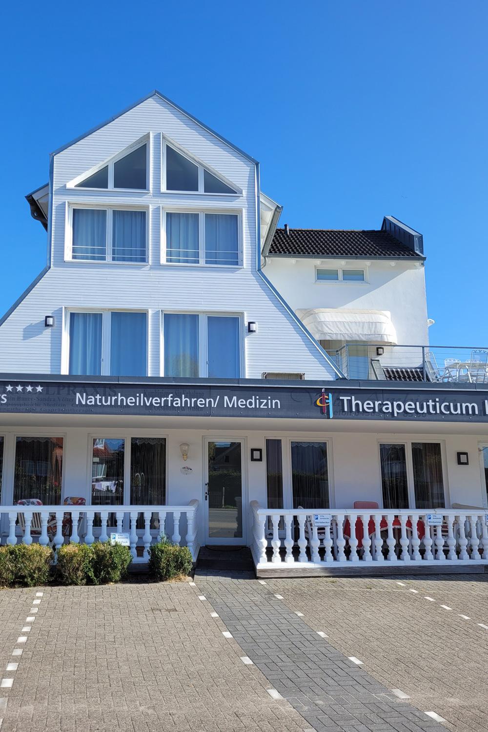 Große Penthouse Ferienwohnung mit Meerblick, Sonnenterrasse & Luxusbad von 