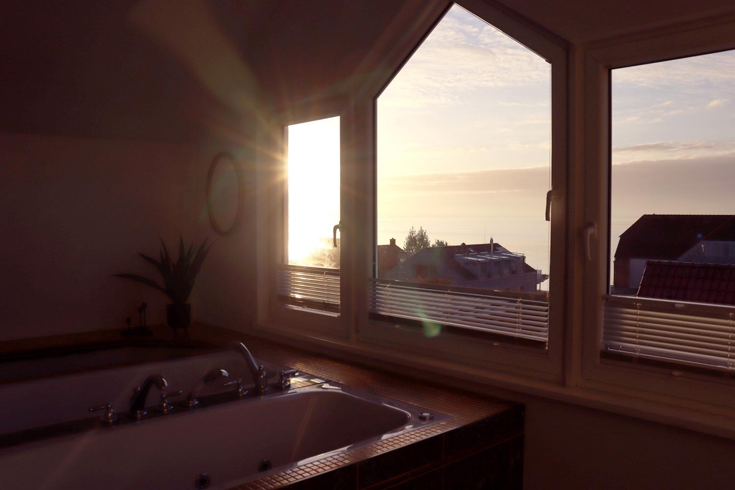 Große Penthouse Ferienwohnung mit Meerblick, Sonnenterrasse & Luxusbad von 