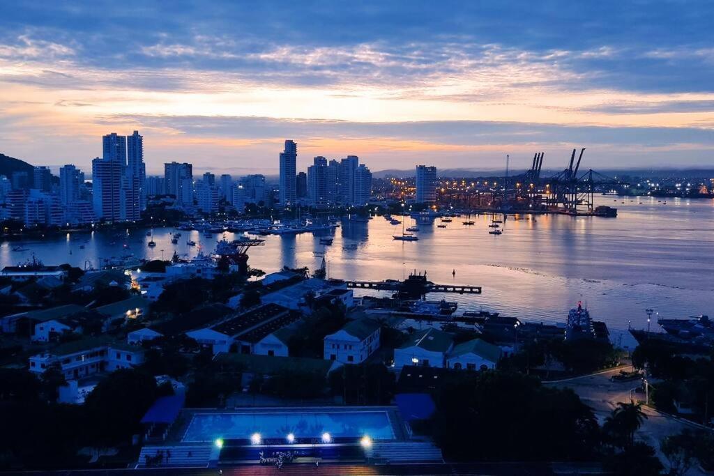 Lujoso apartamento Boca grande Condominio H2