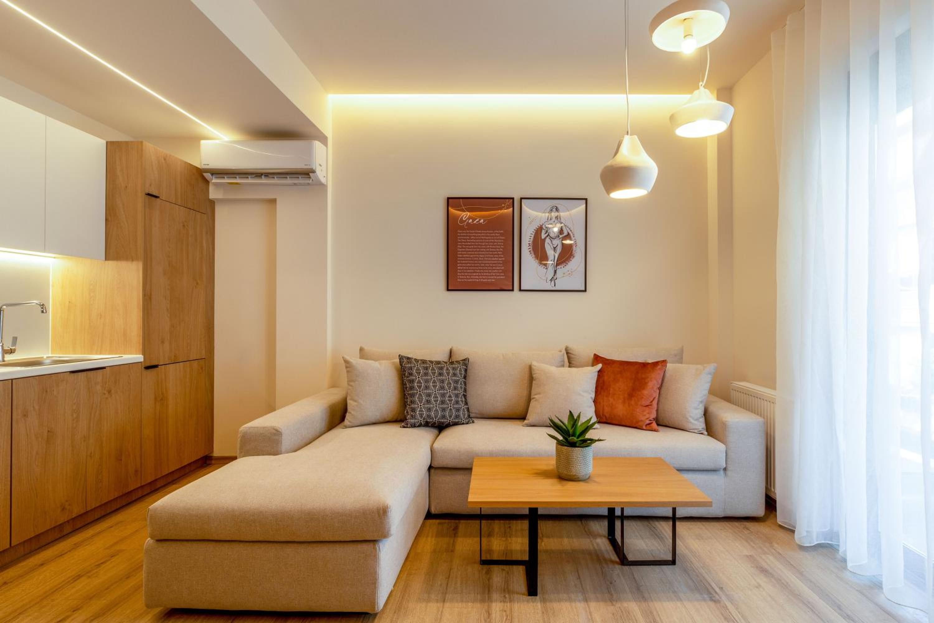 IO SUITES