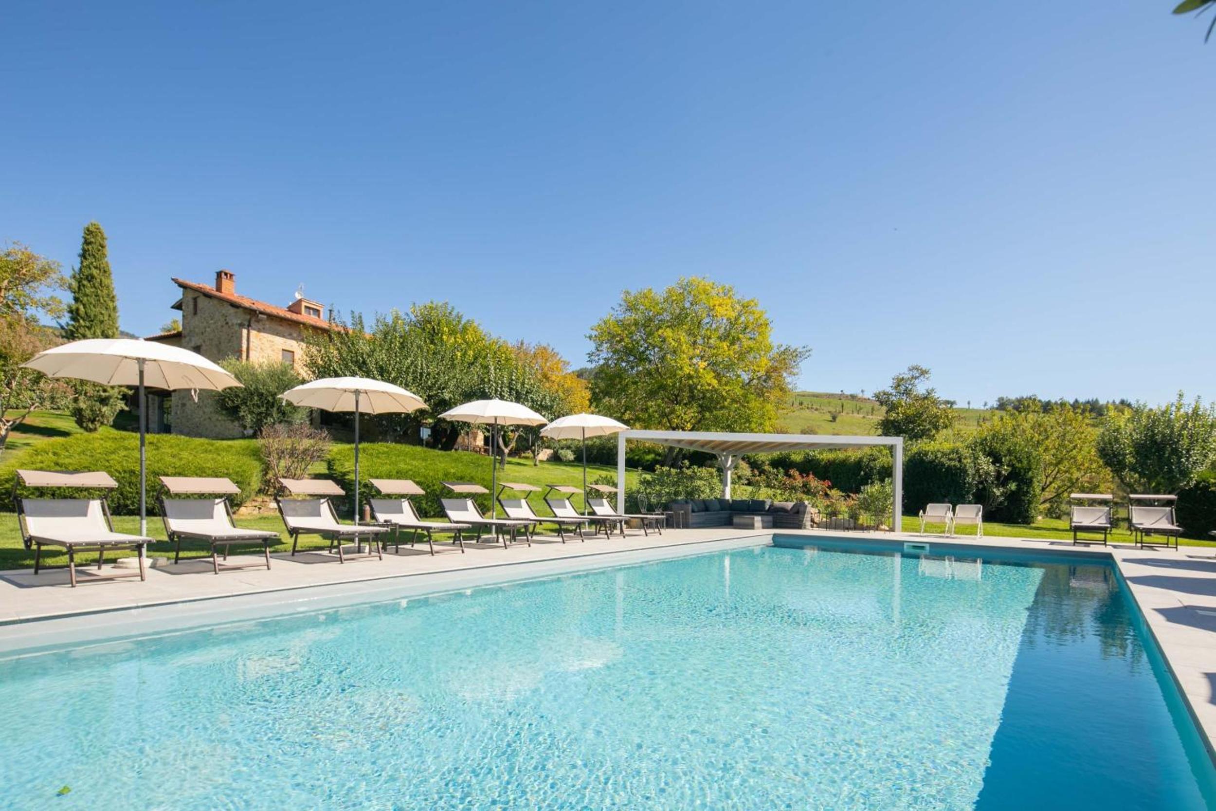 Casale Gressa by VacaVilla view 5