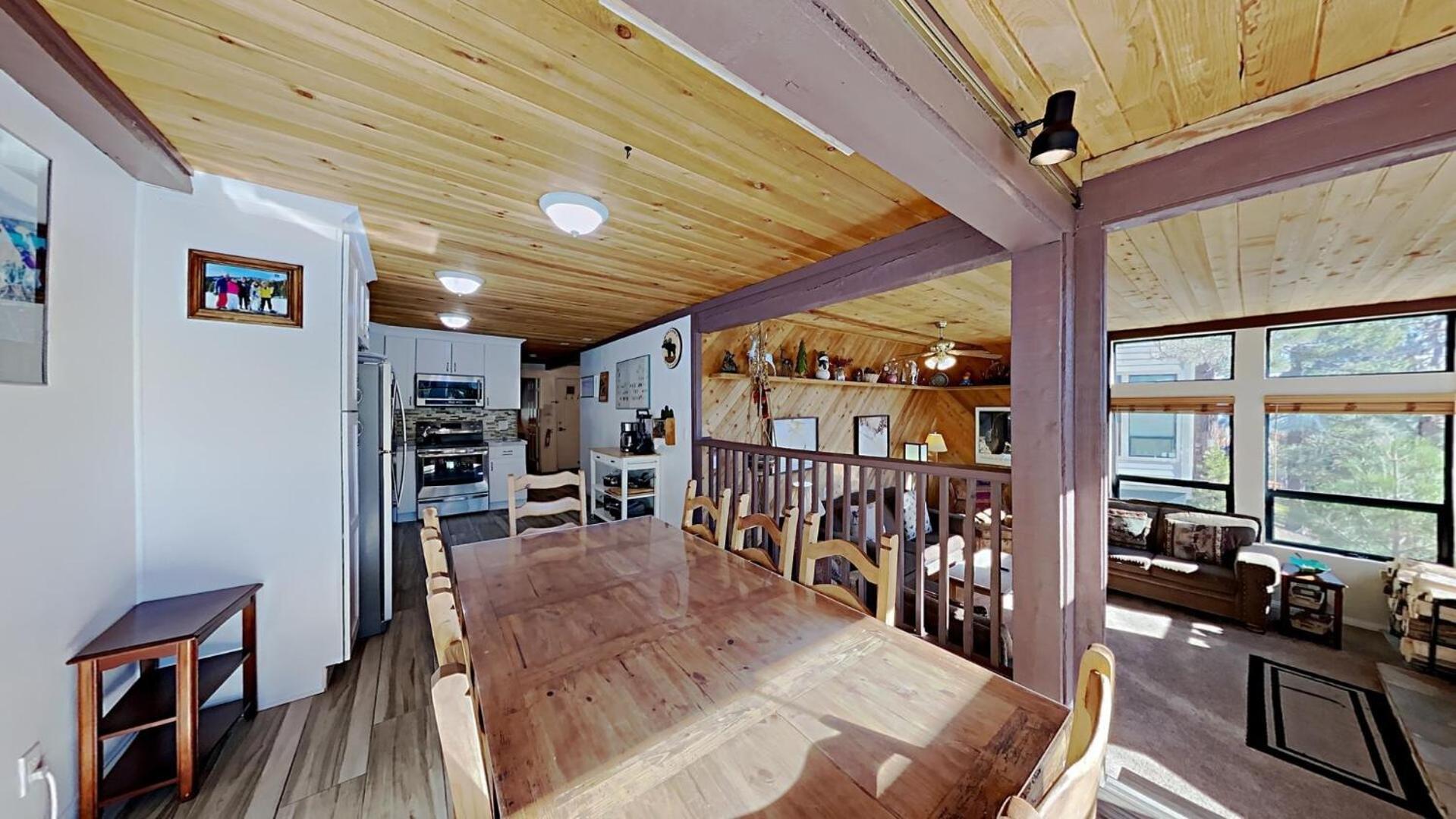 Spacious 2 BR Units at 1849 Condos with FREE Pool, Parking & Wifi view 4